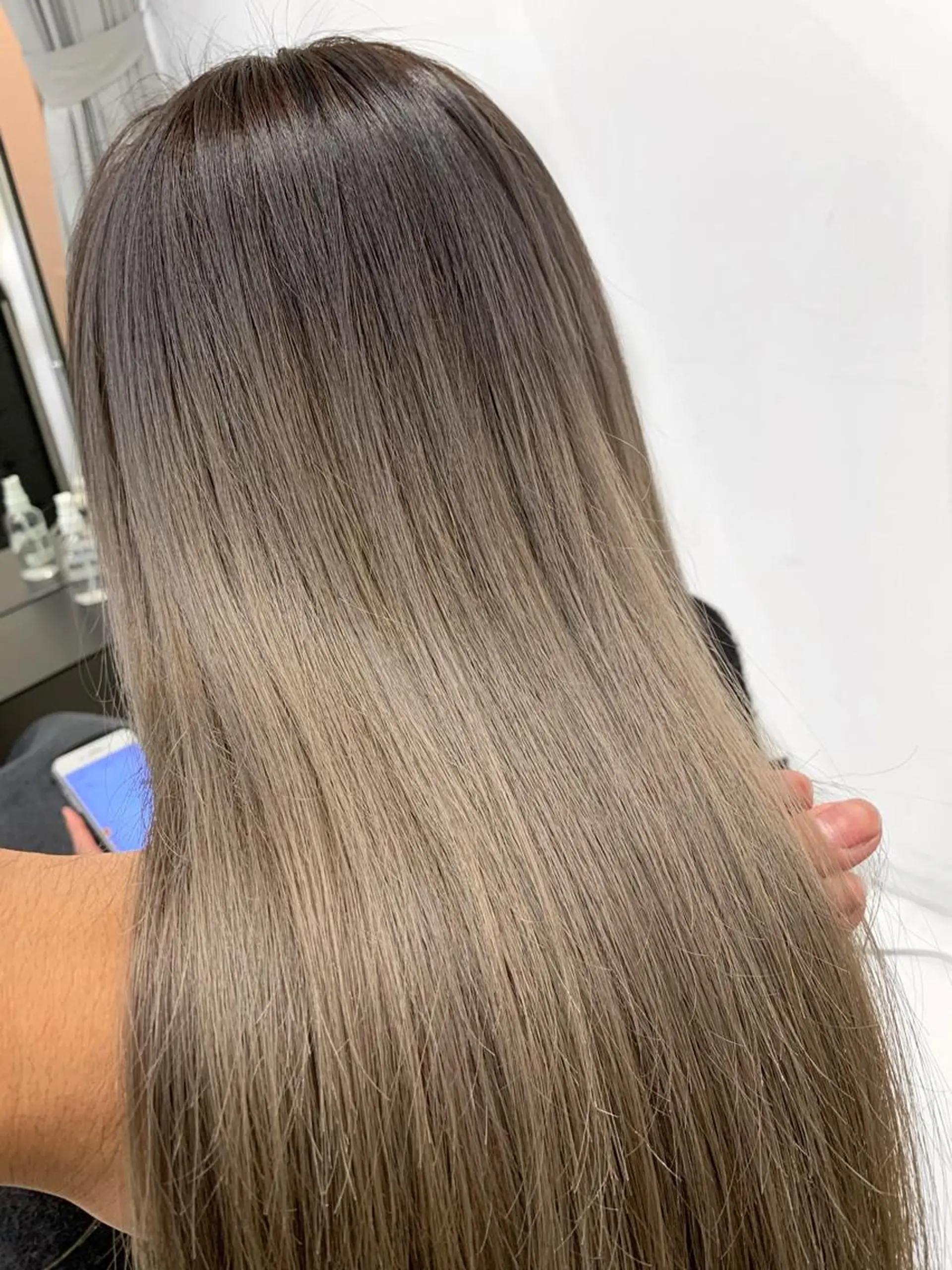 セミロング 縮毛矯正 トリートメント ヘアカラー トリートメント ヘッドスパ 🌿海外Style・ KOHEIのヘアスタイル