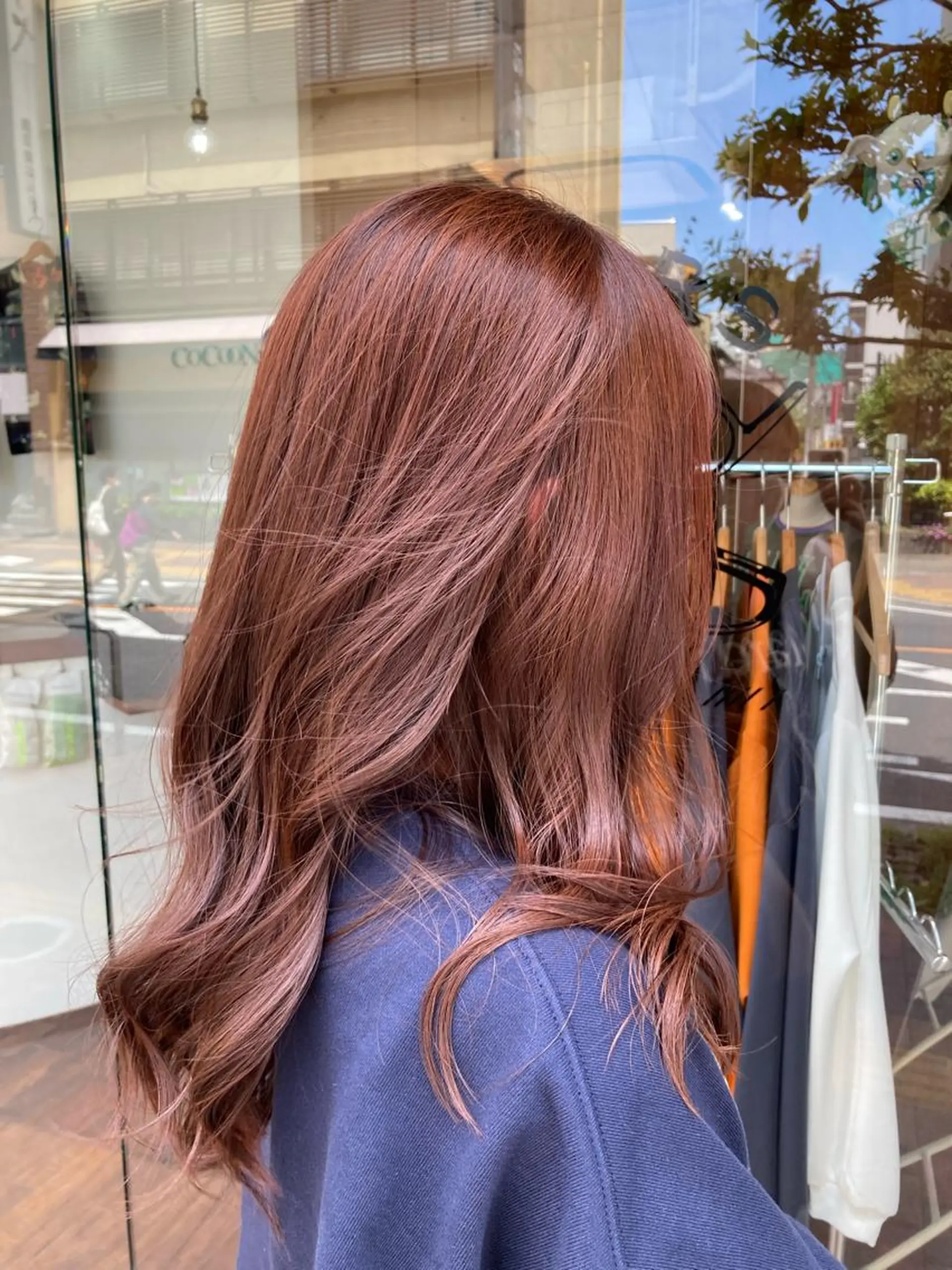 セミロング ヘアカラー トリートメント CoCooN Hiromiのヘアスタイル