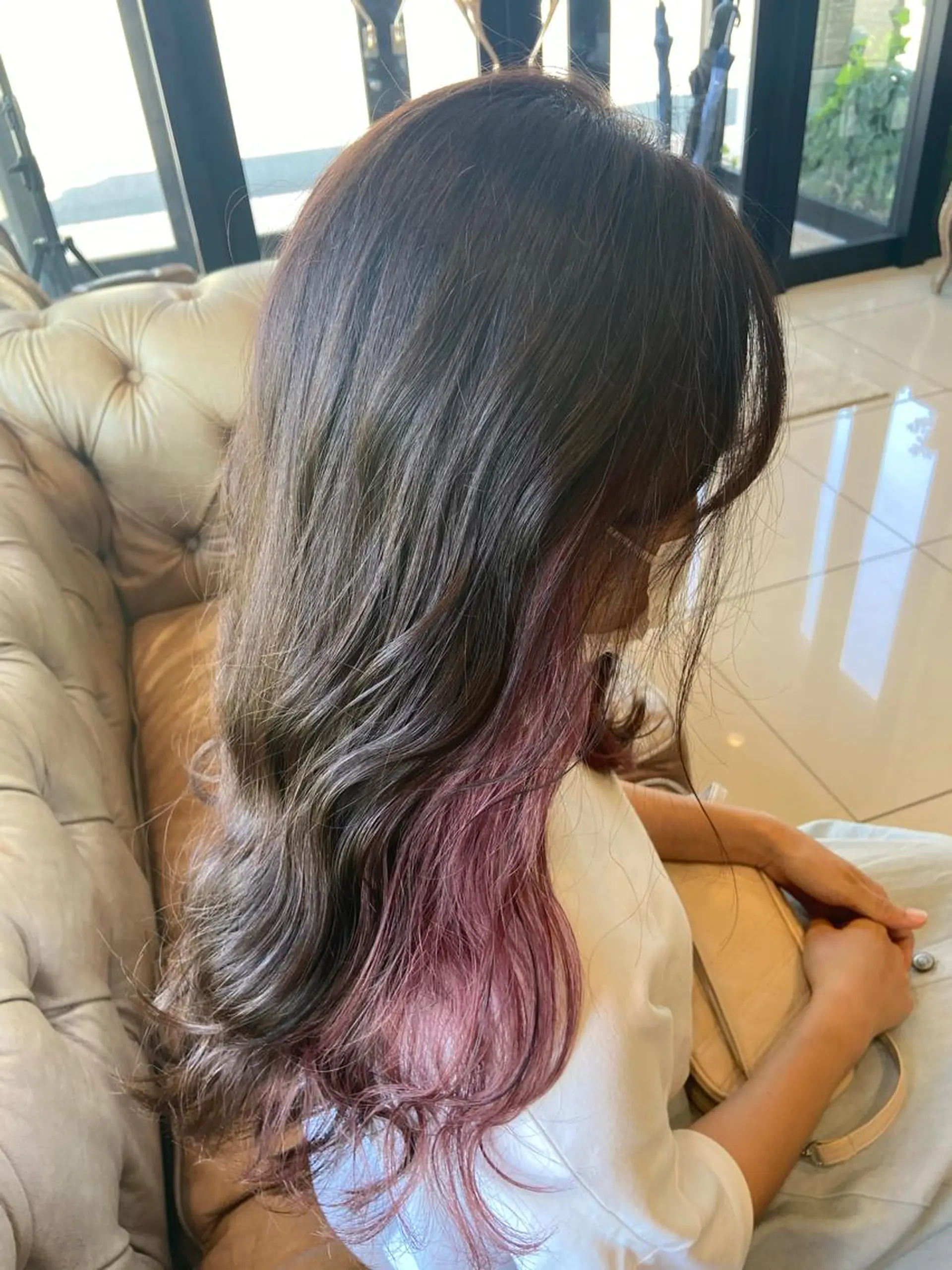 カラー 小林 亜紀のヘアスタイル