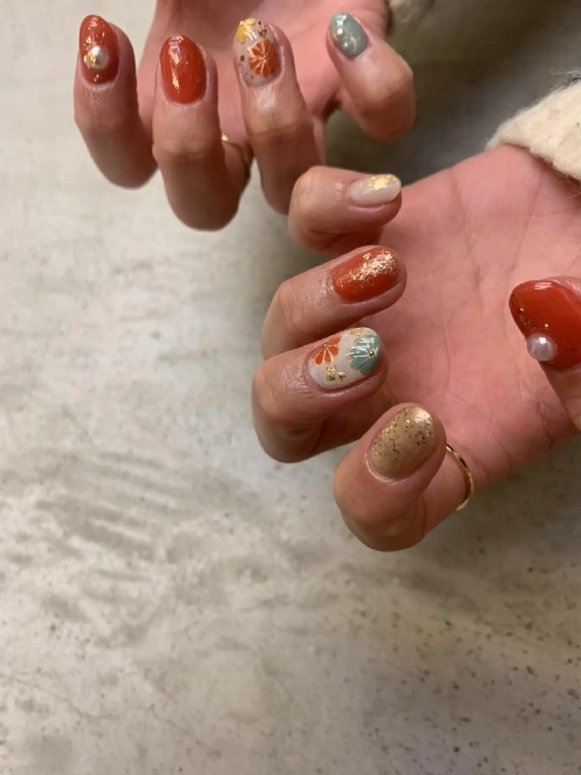 ネイル ヘアアレンジ 成人式 アートネイル 成人式 フラワーネイル Cariina ☺のネイルデザイン