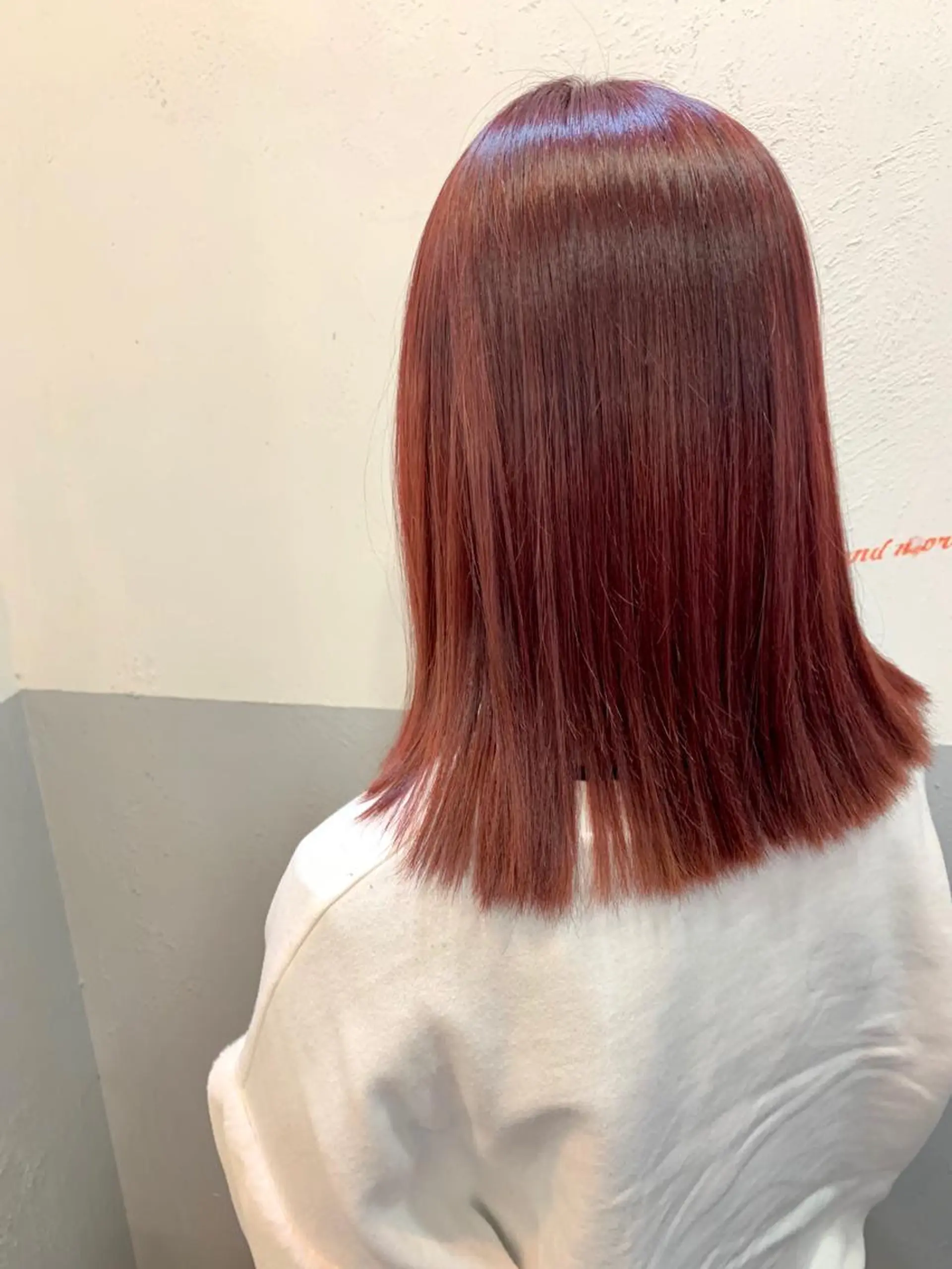 ミディアム 大内 志穂のヘアスタイル