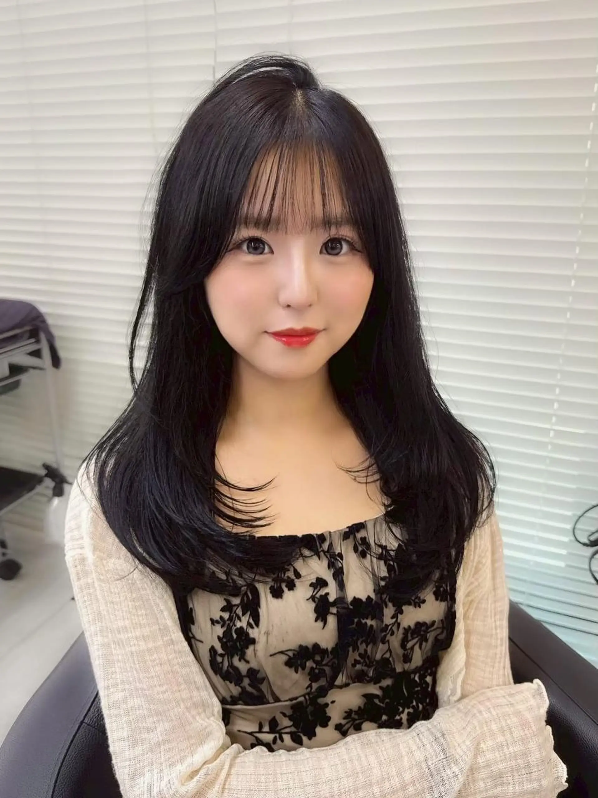 カラー カット ヘアカラー トリートメント ヘッドスパ ヘアセット 冬髪🏹韓国レイヤー ヘア🏹福岡天神のヘアスタイル