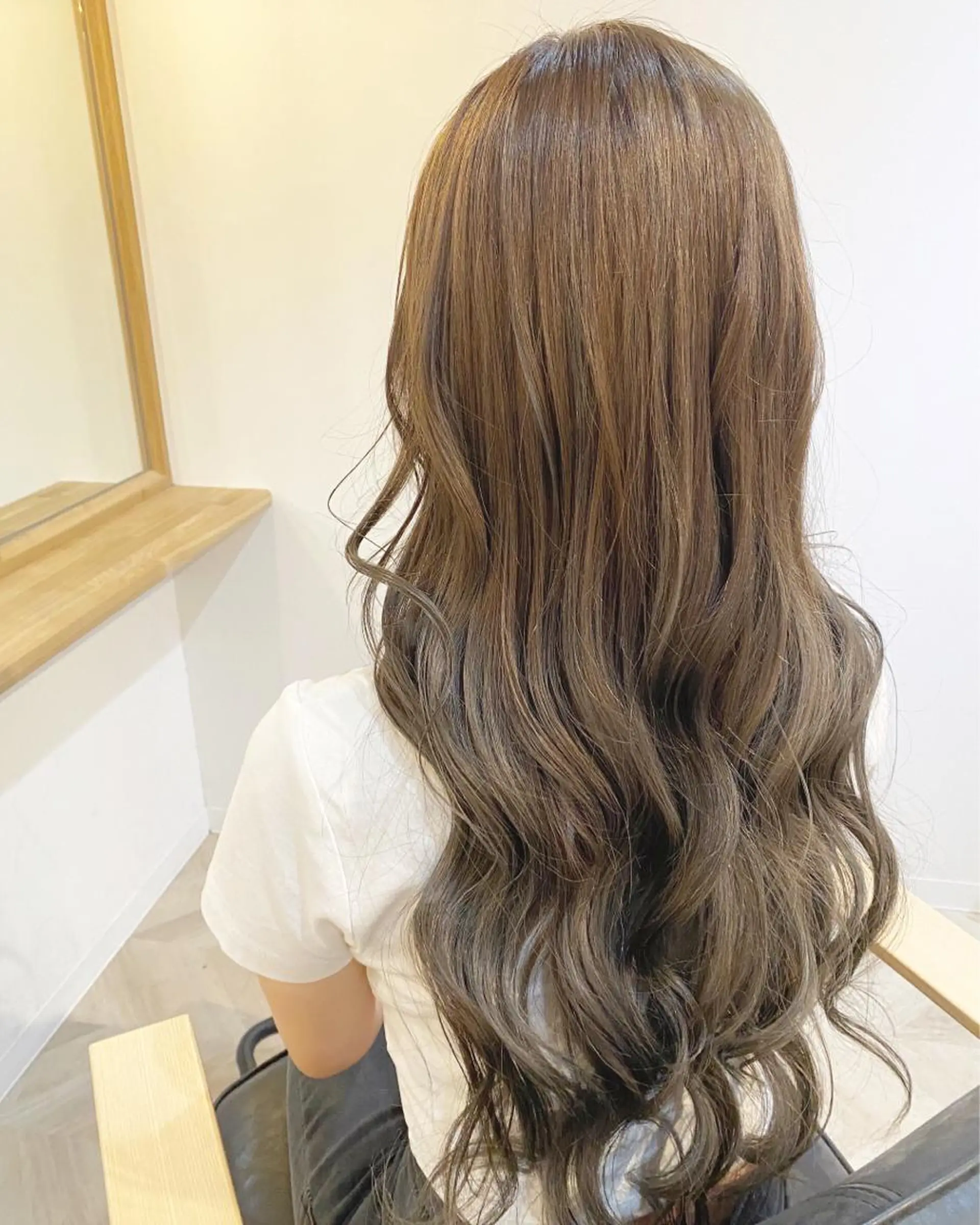 ロング ハイライト PACE所属・ayumi ／透明感カラーのヘアスタイル