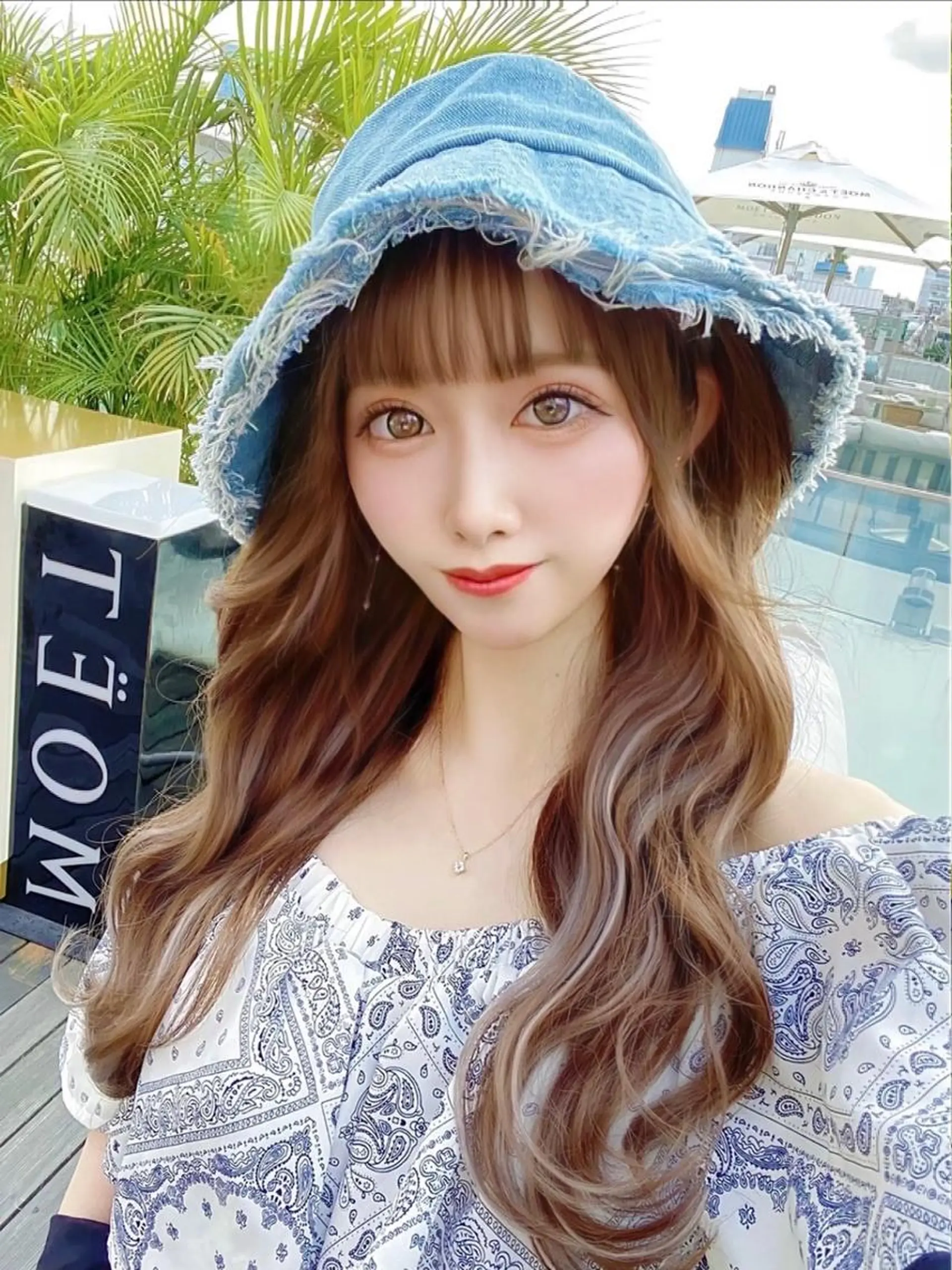 ロング カラー パーマ ヘアアレンジ 結婚式・ブライダル アッシュ ベージュカラー 黒髪 ブリーチ 韓国ヘア×2way 🇰🇷和知拓郎のヘアスタイル