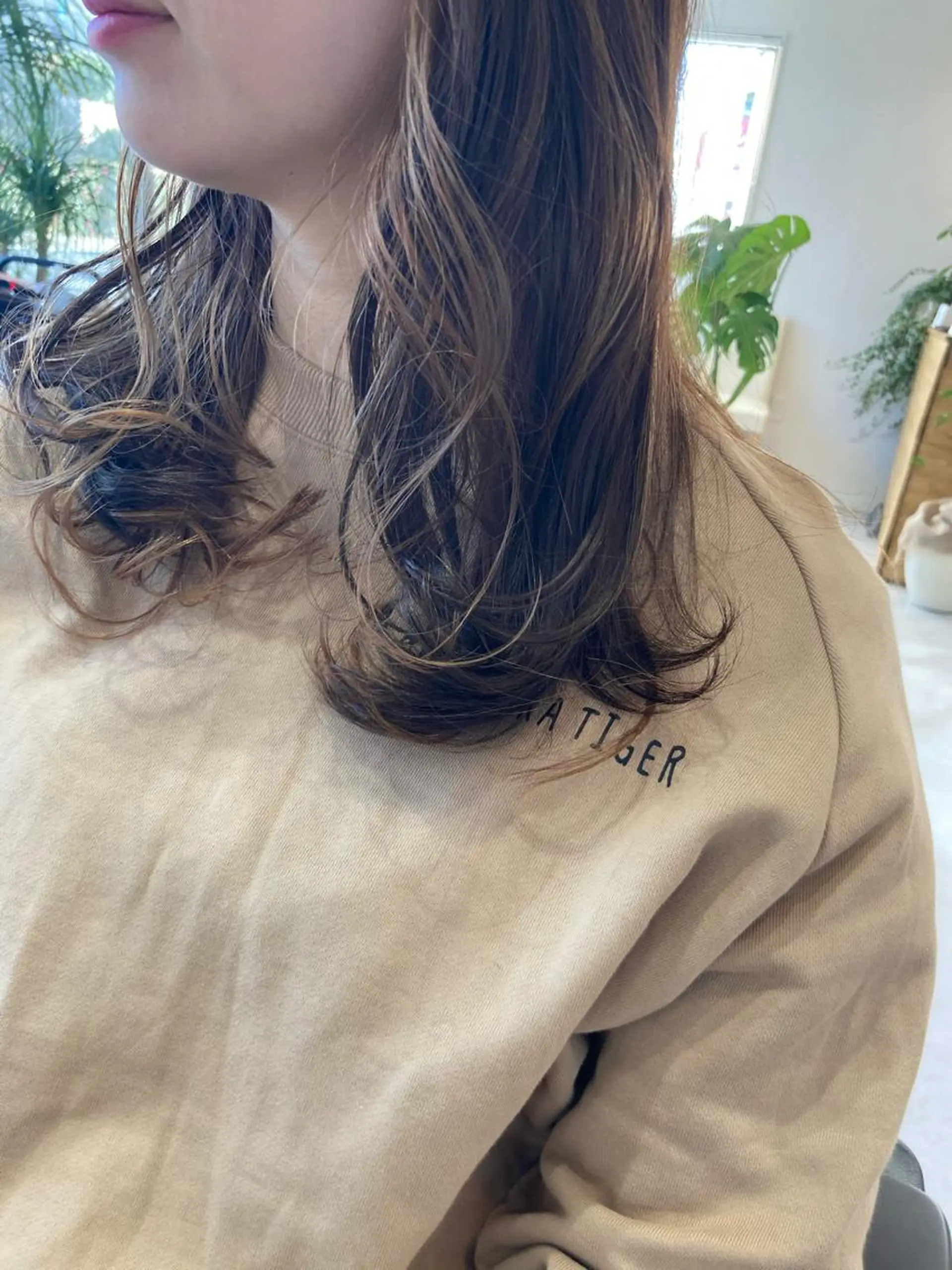 ミディアム アッシュ パーマ soso所属・丹下 鐘太郎のヘアスタイル