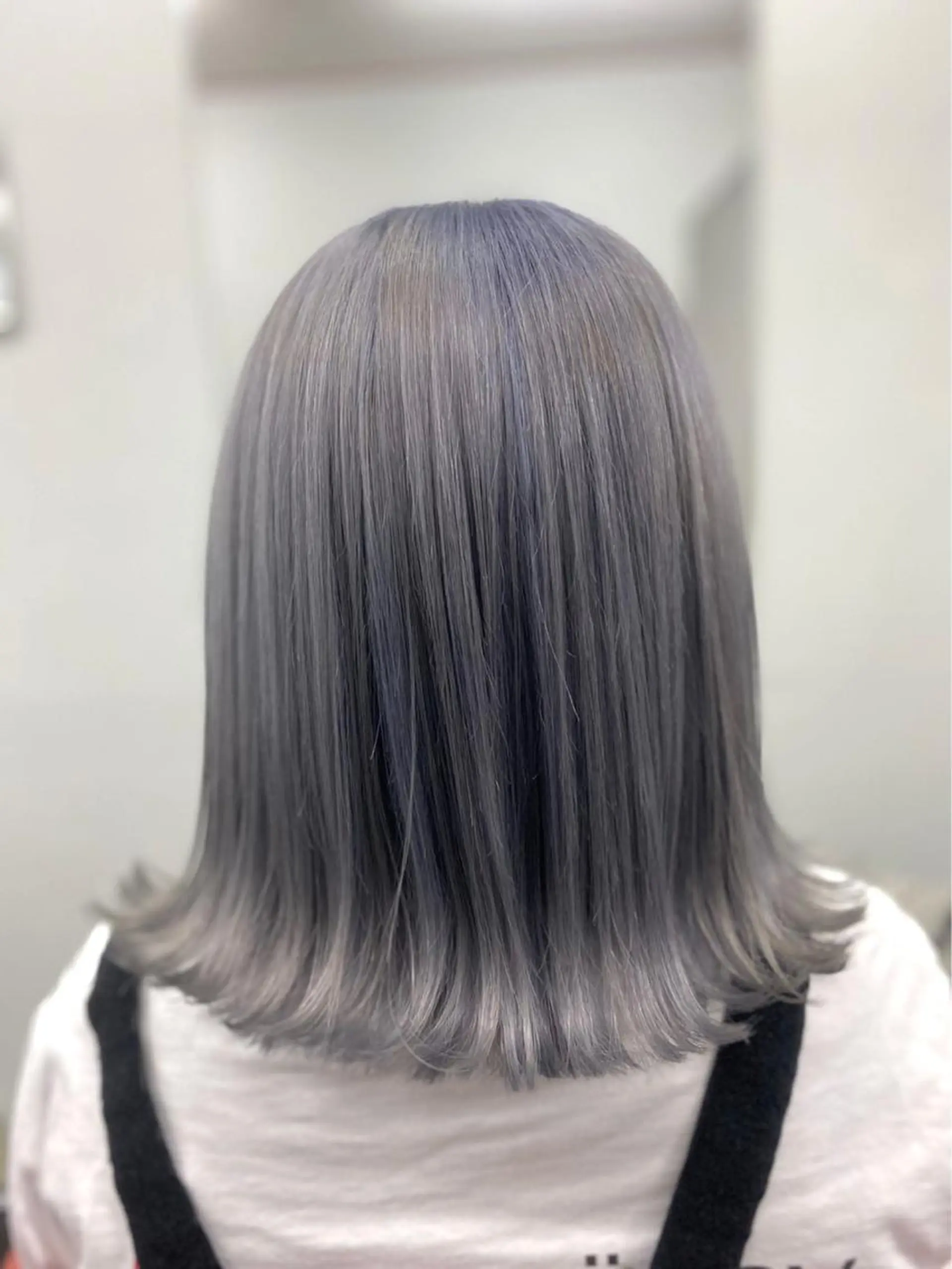 ミディアム カラー ヘアアレンジ メンズ ブリーチ特化型✂️ ハイトーンカラー👨のヘアスタイル