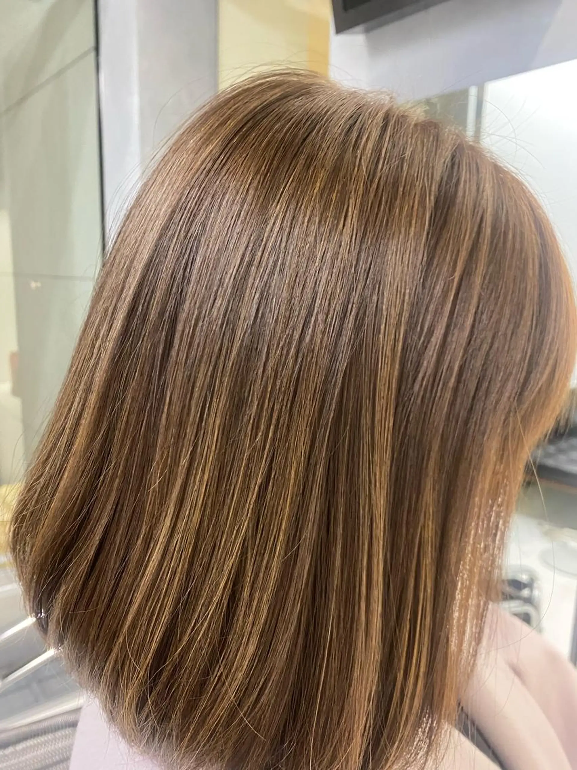 ミディアム カラー パーマ ミディアムパーマ ボブ ストレートパーマ 飯ヶ谷 成海のヘアスタイル