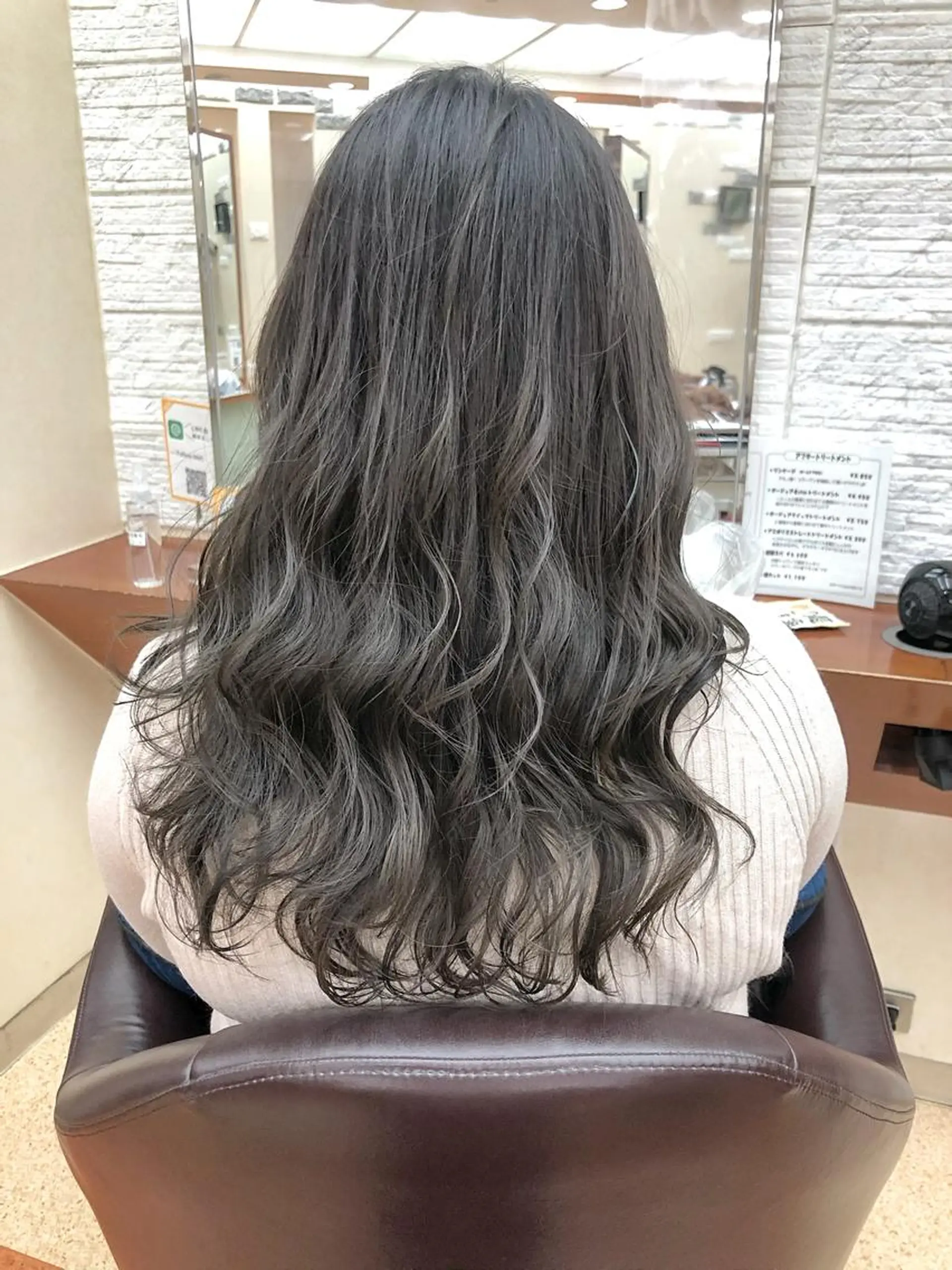 ロング カラー グレージュ 【ニュアンスカラー・ 髪質改善】スズキカナのヘアスタイル