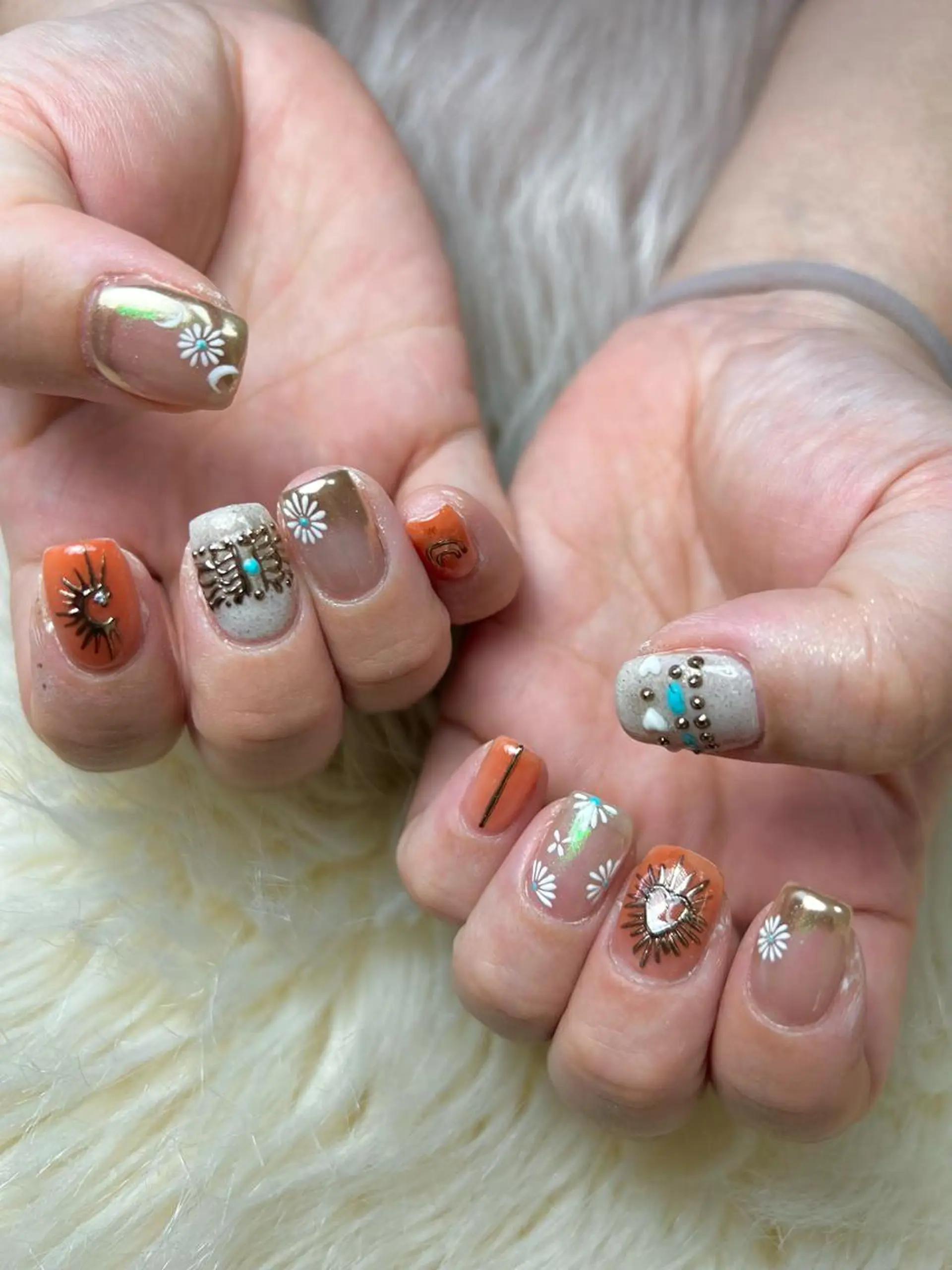 ネイル アートネイル ジェルネイル ミラーネイル 持ち込み パラジェル ハンドネイル flowers nailのネイルデザイン