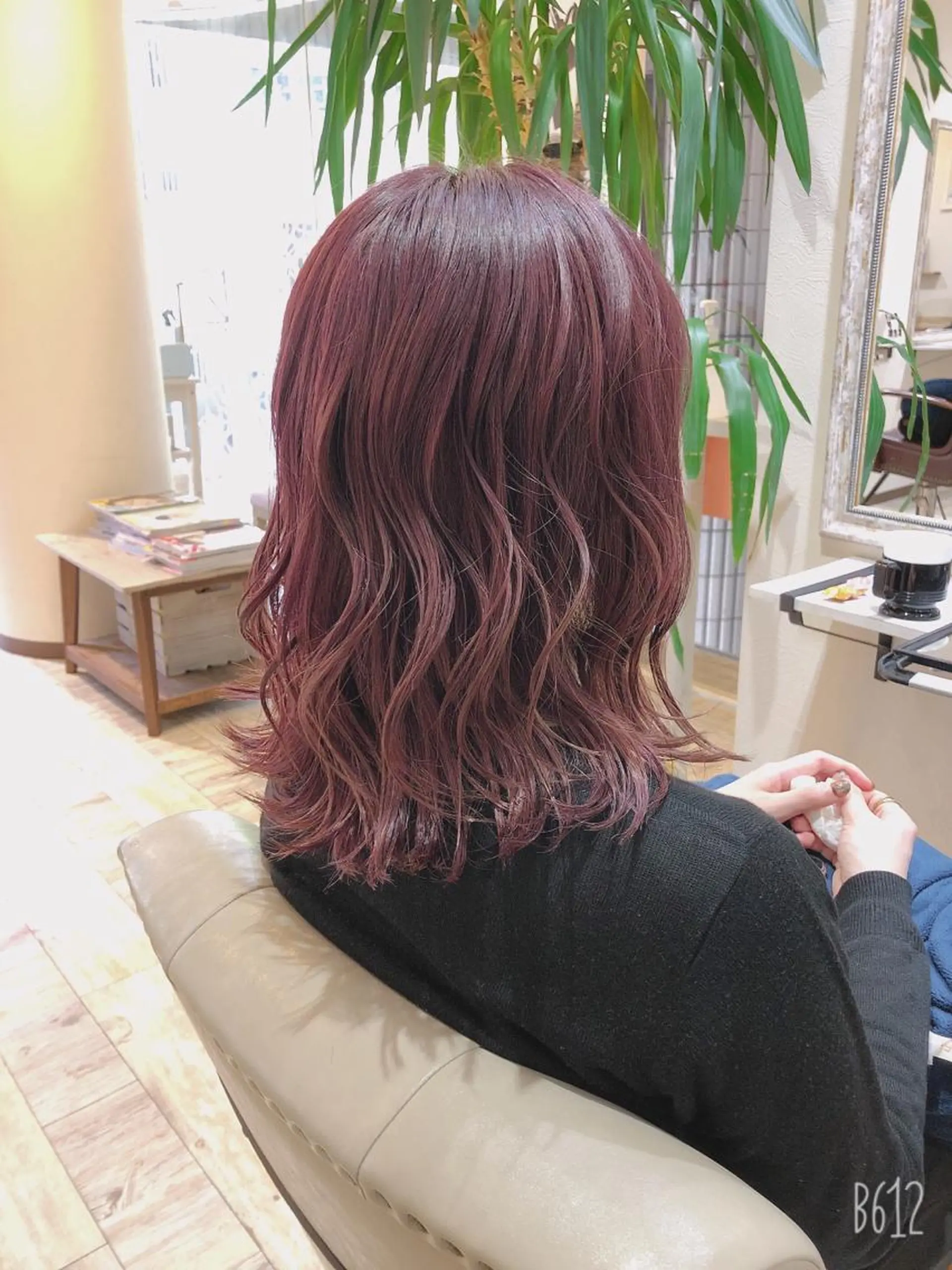 ミディアム カラー 【垢抜け大人髪】 TIARA西山のヘアスタイル