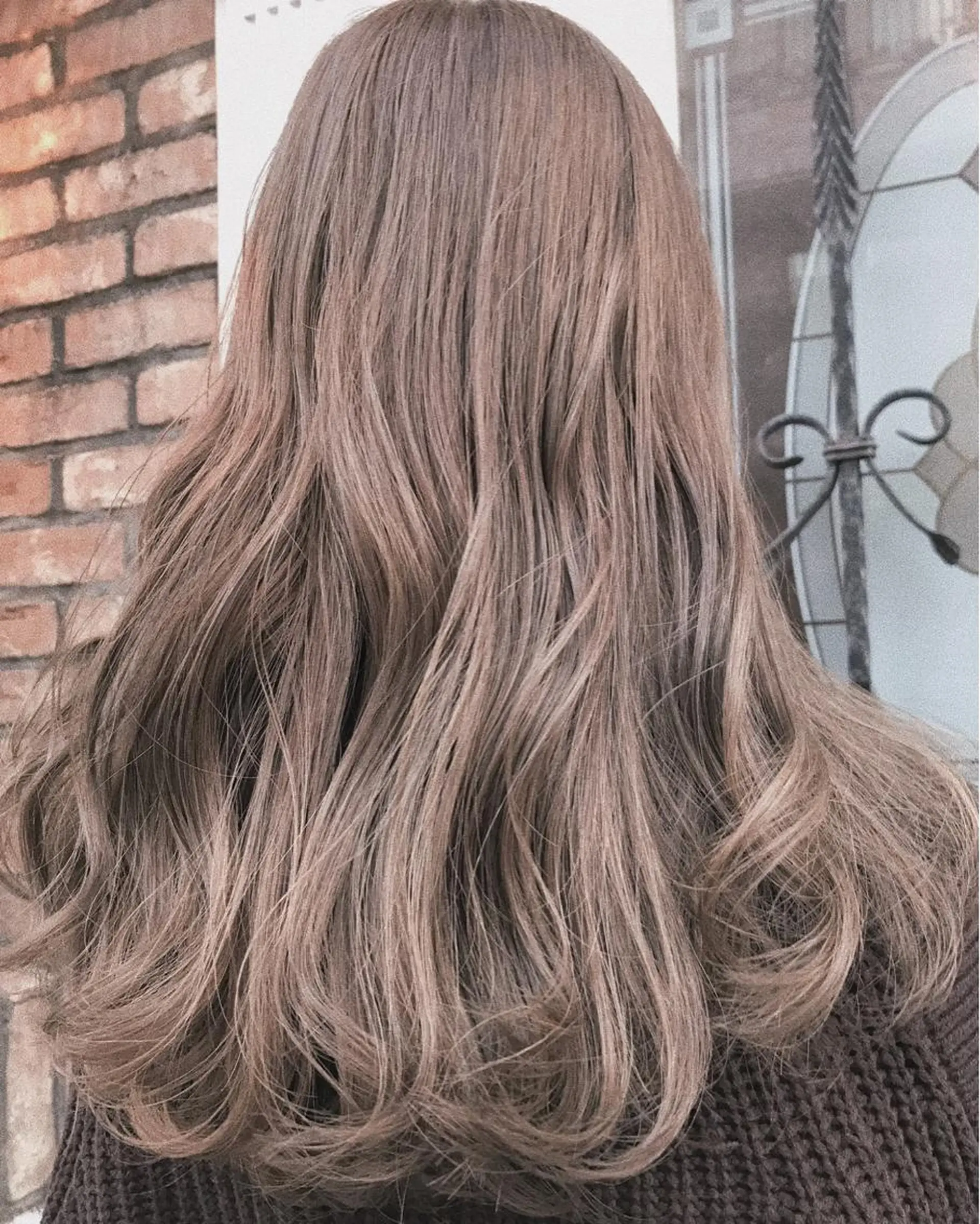 セミロング カラー ヘアカラー botan🪽 ARISAのヘアスタイル
