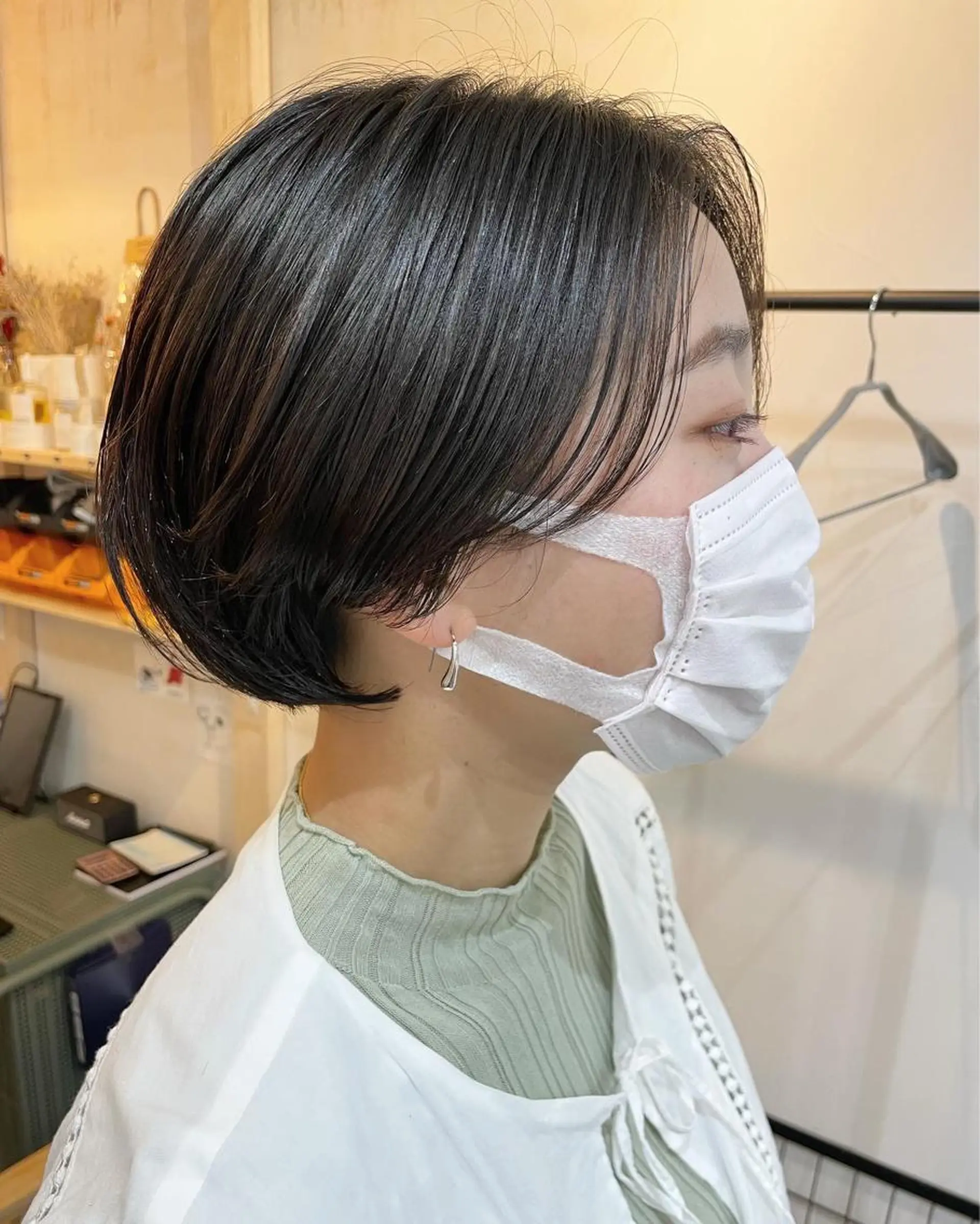 ショート カラー カット ヘアカラー トリートメント SUN GLOW  サングロウ所属・ナカノメ トシアキのヘアスタイル