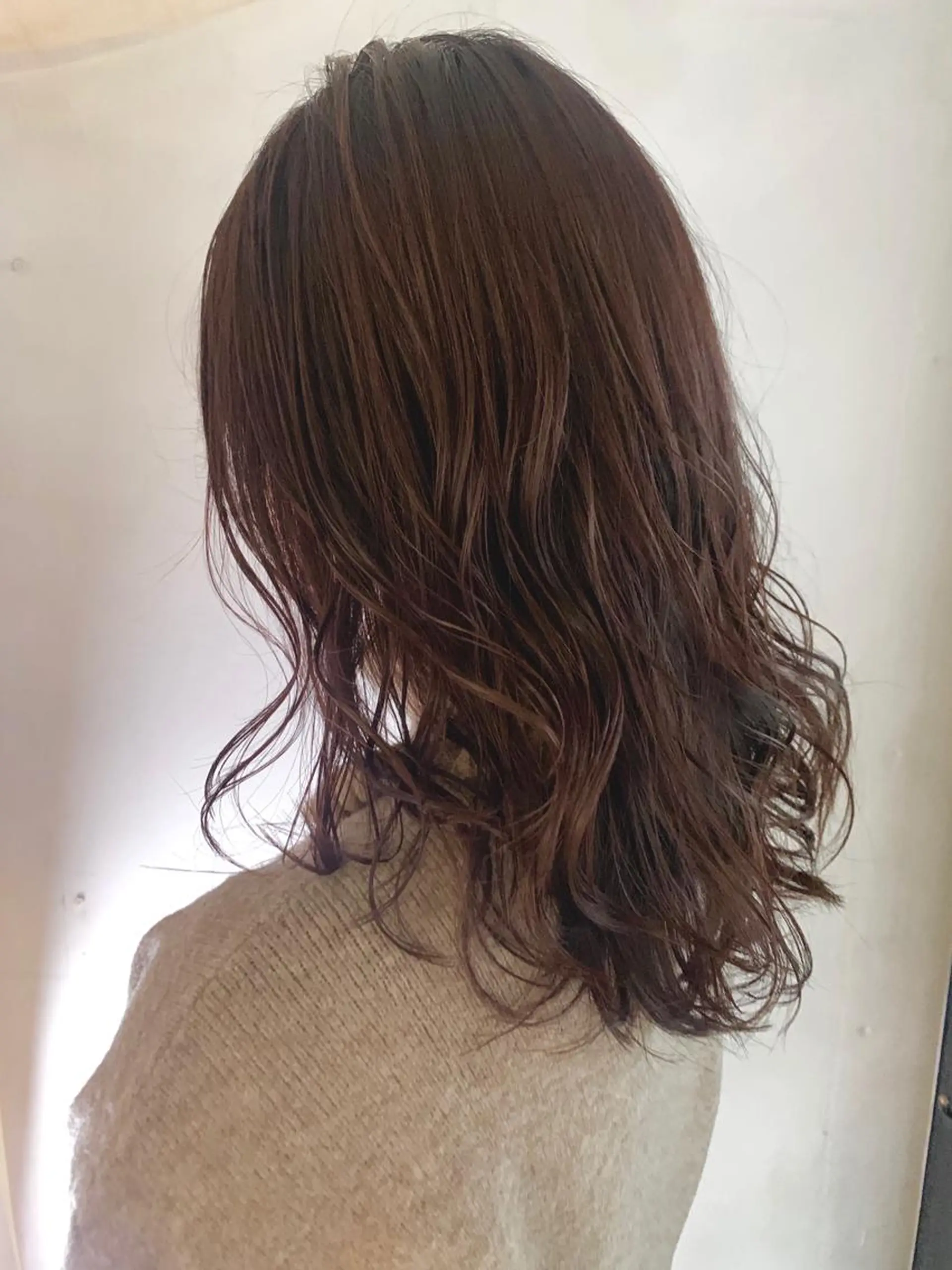 ミディアム LEBEN所属・leben serikaのヘアスタイル