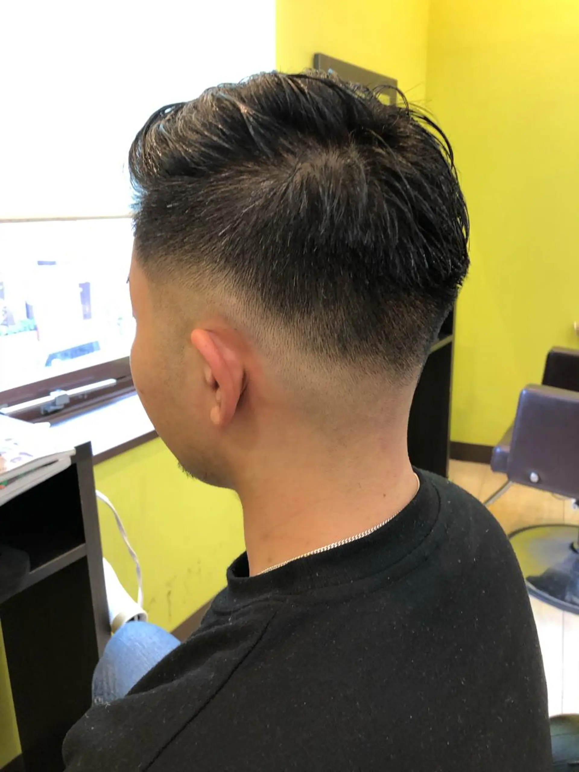 メンズ フェードカット カット ヘアカラー yasu ヤスのヘアスタイル