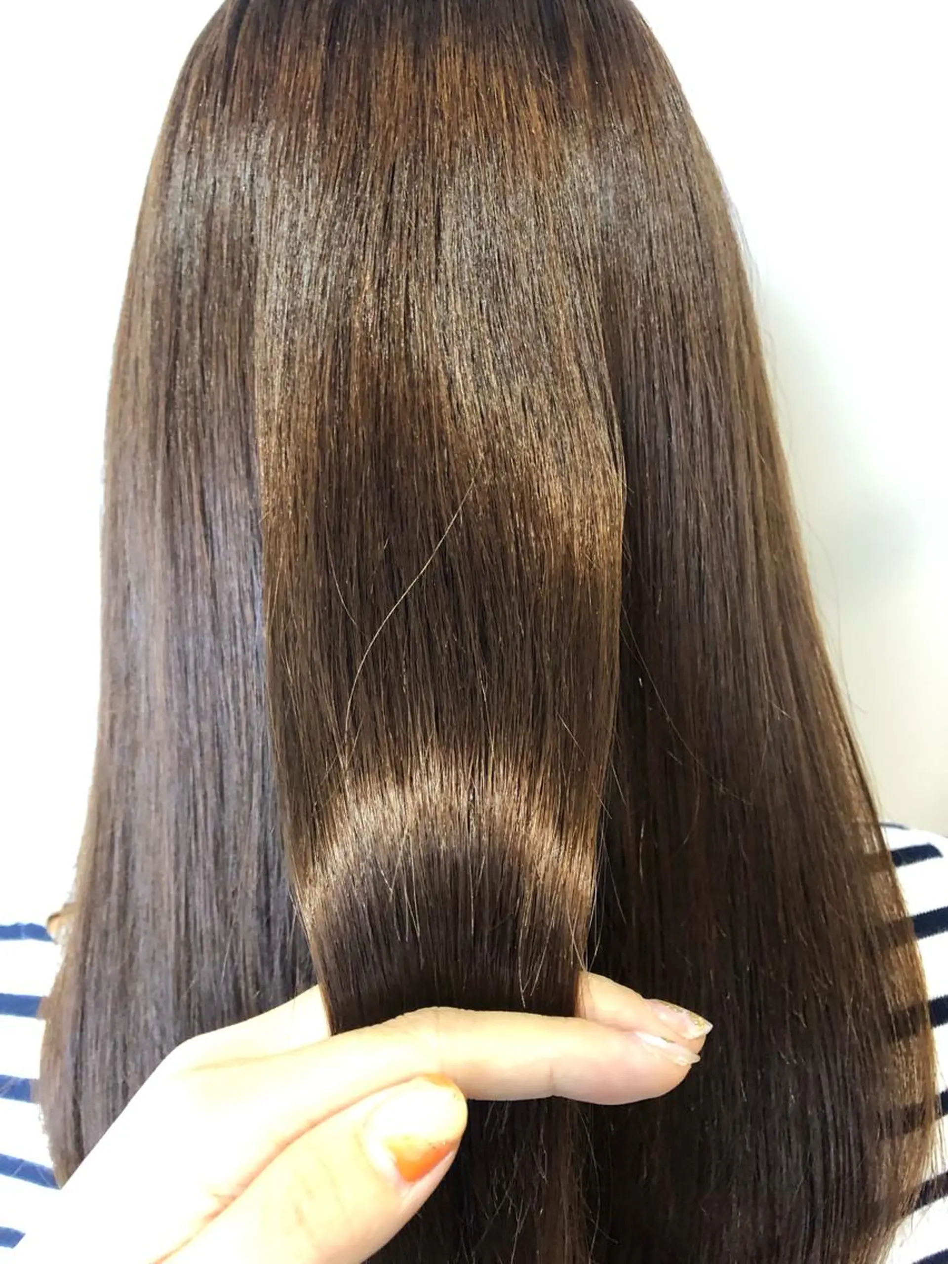 ロング カラー ヘアカラー トリートメント 青野 文香のヘアスタイル