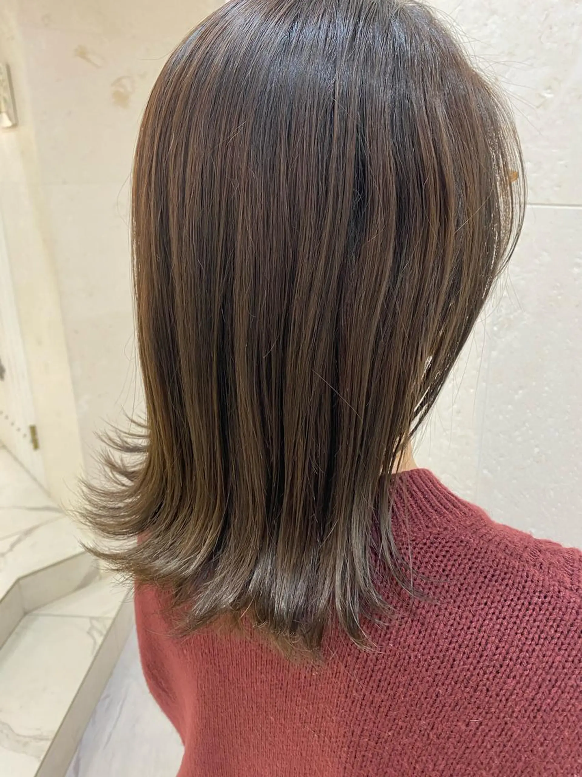 ミディアム カラー グレージュ ヘアカラー トリートメント shanti 渡辺新也✂️のヘアスタイル