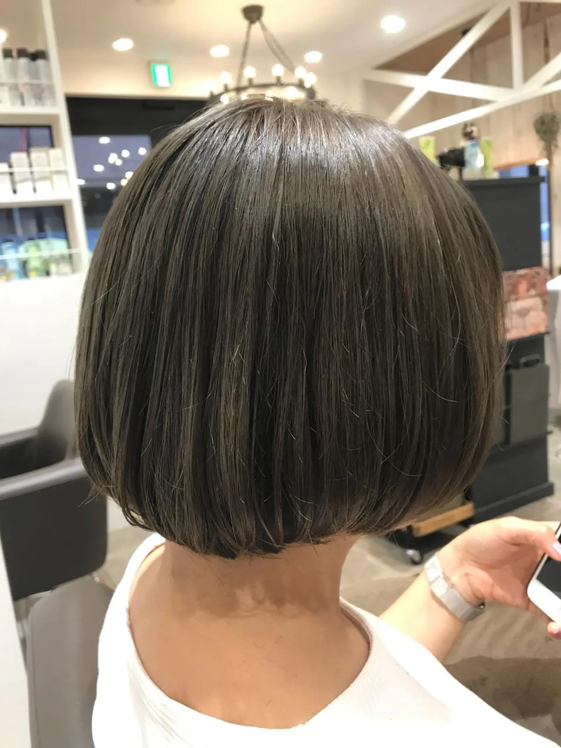 ショート アッシュ カット ヘアカラー 縮毛矯正 COSTAEST加藤 まり子🪴のヘアスタイル
