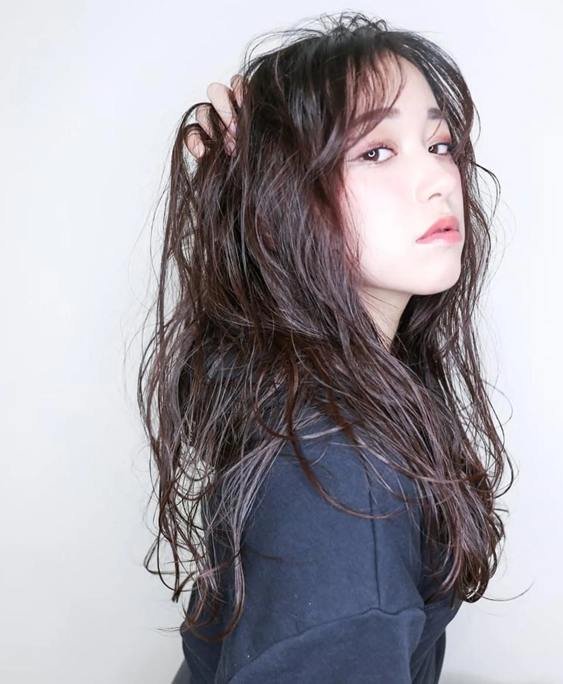 ロング カット ヘアカラー ブリーチ/ヘアケア/ 艶髪/イギチハルのヘアスタイル