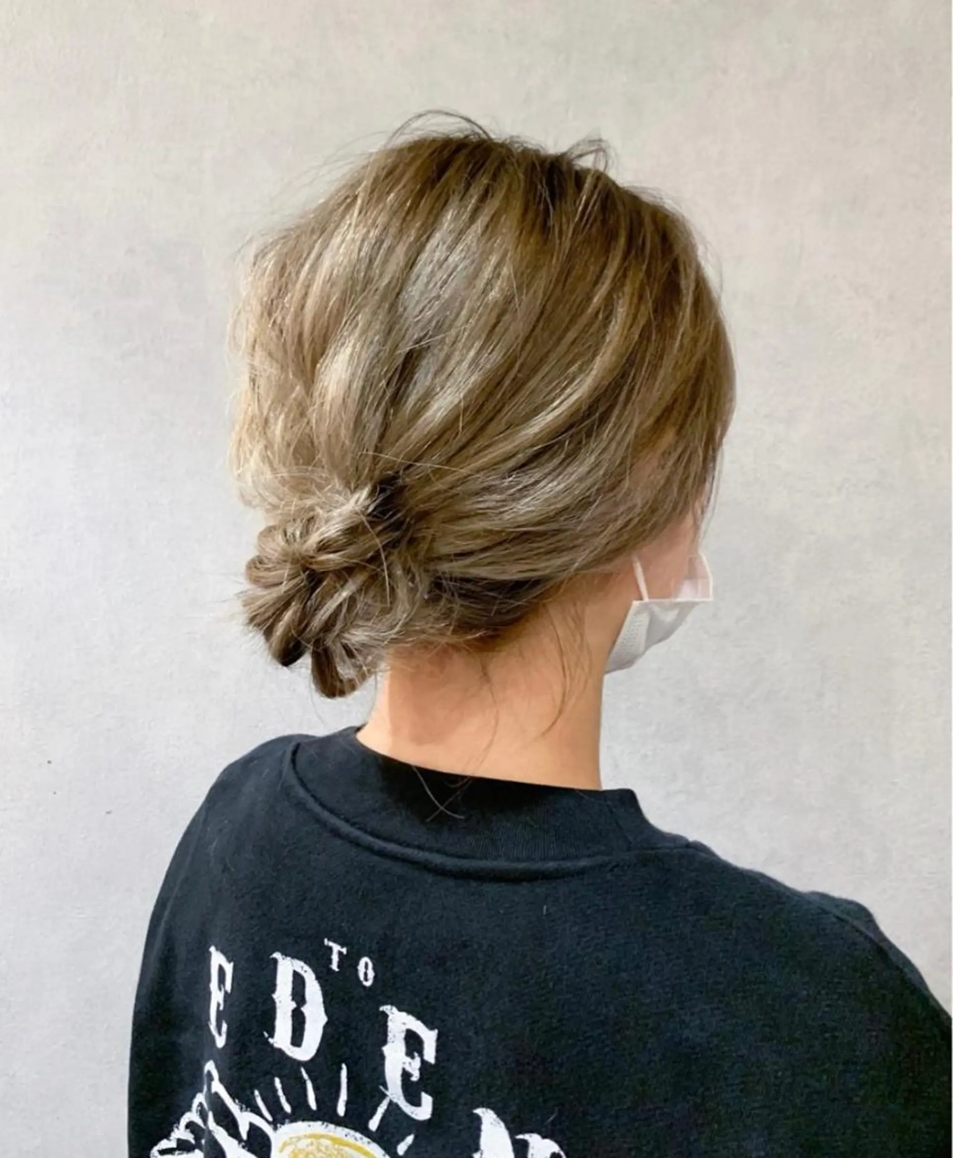 セミロング ヘアアレンジ ヘアカラー カット🍋いらみな あかねLOuNICAのヘアスタイル