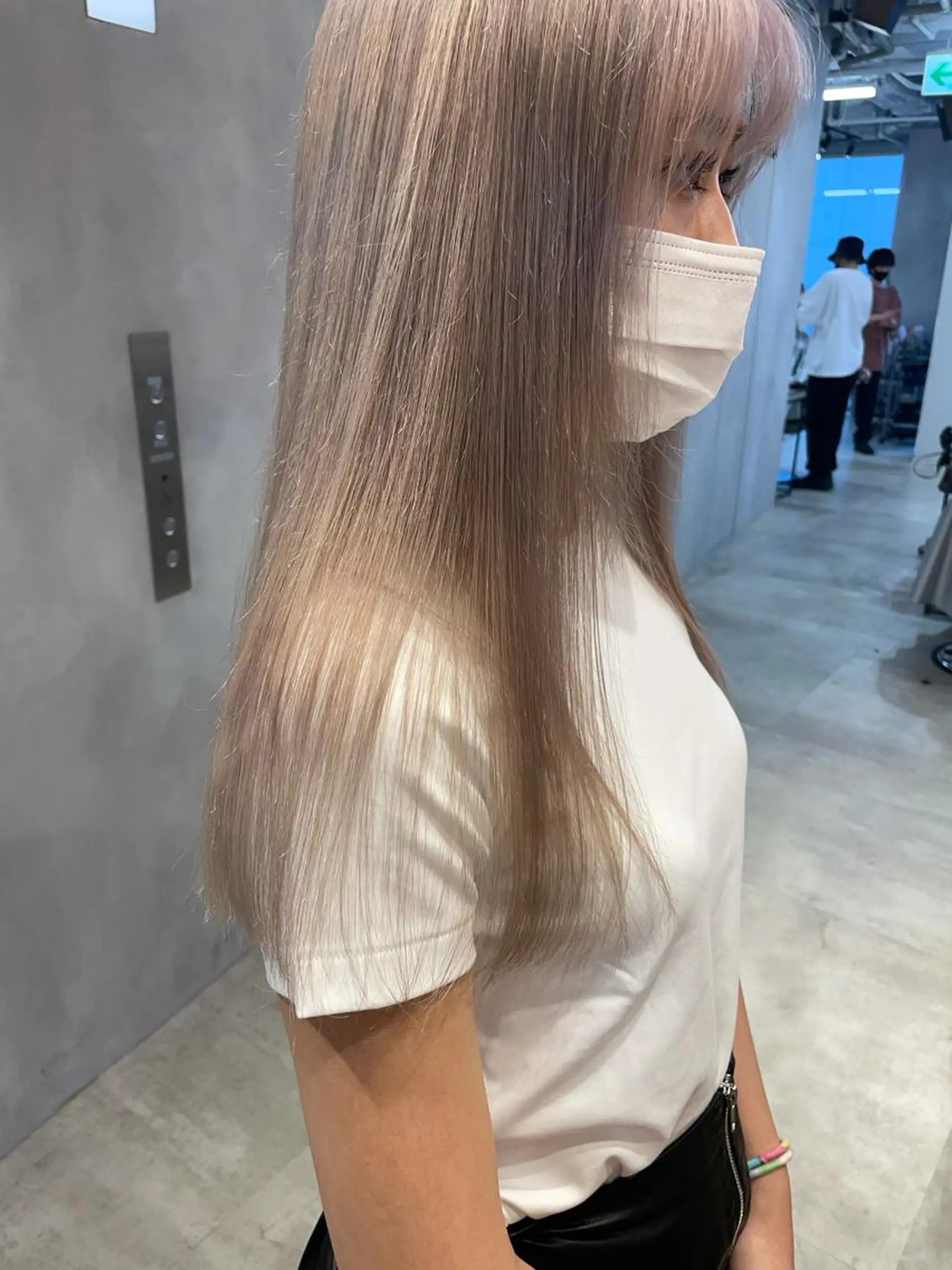 セミロング SALOWIN原宿iori B１階所属・🫧美髪育成美容師 WASHIZU🫧のヘアスタイル