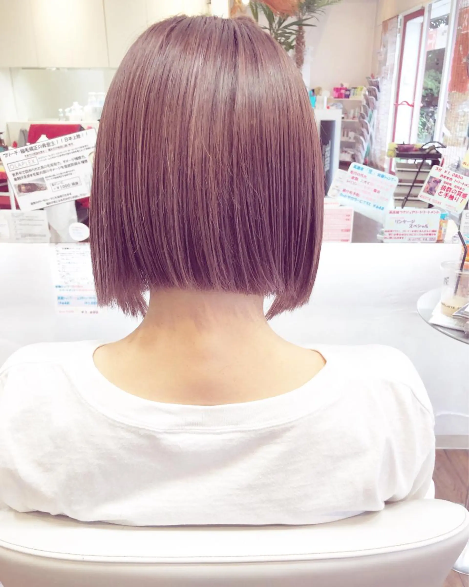 ショート カラー ハイライトカラー ピンクカラー ピンクパープル パープルカラー ハイライト カット ヘアカラー 萩原 博のヘアスタイル