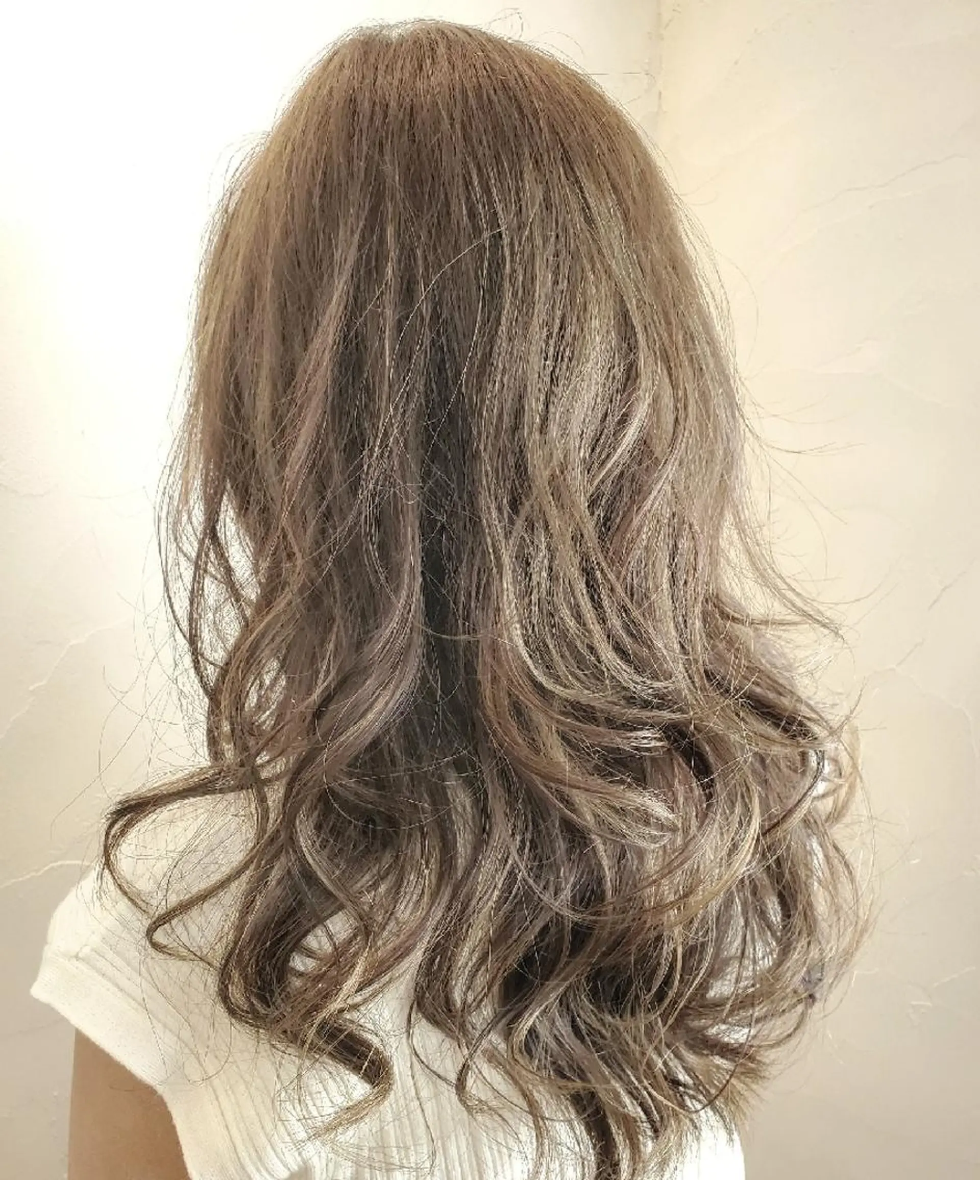 カラー ロング 【髪質改善/縮毛矯正 】Yosukeのヘアスタイル