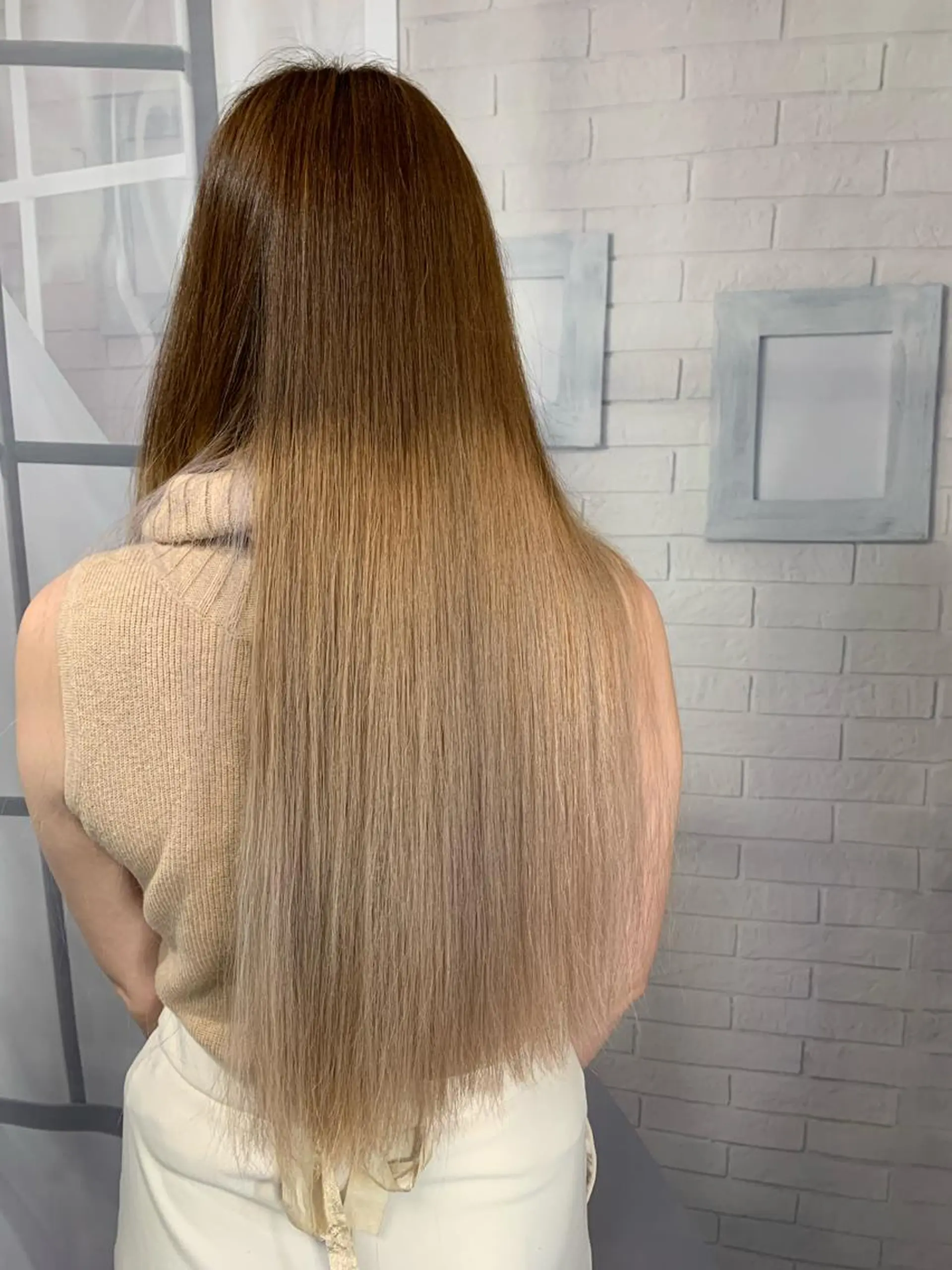 カラー ブリーチ じょん 。のヘアスタイル