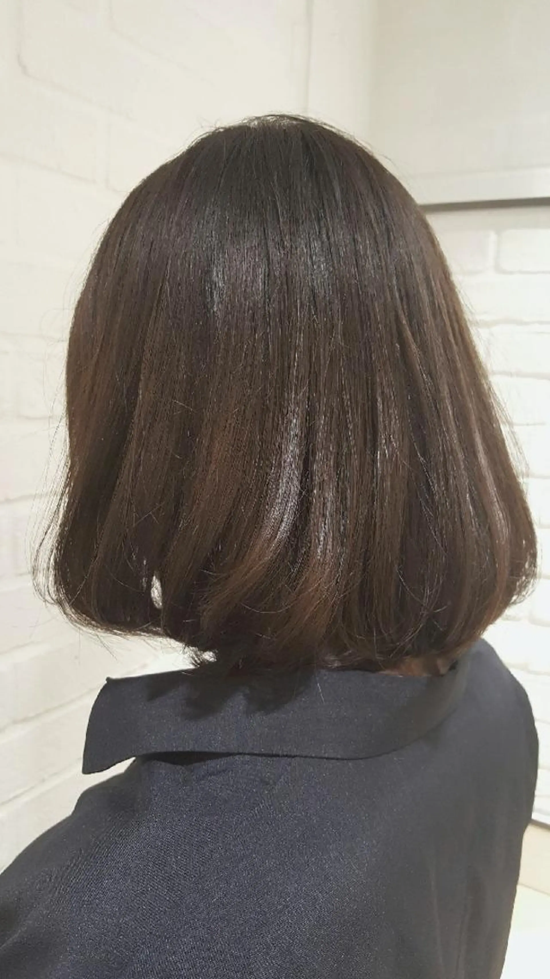 ミディアム カラー イルミナカラー ボブ あらき ちさとのヘアスタイル