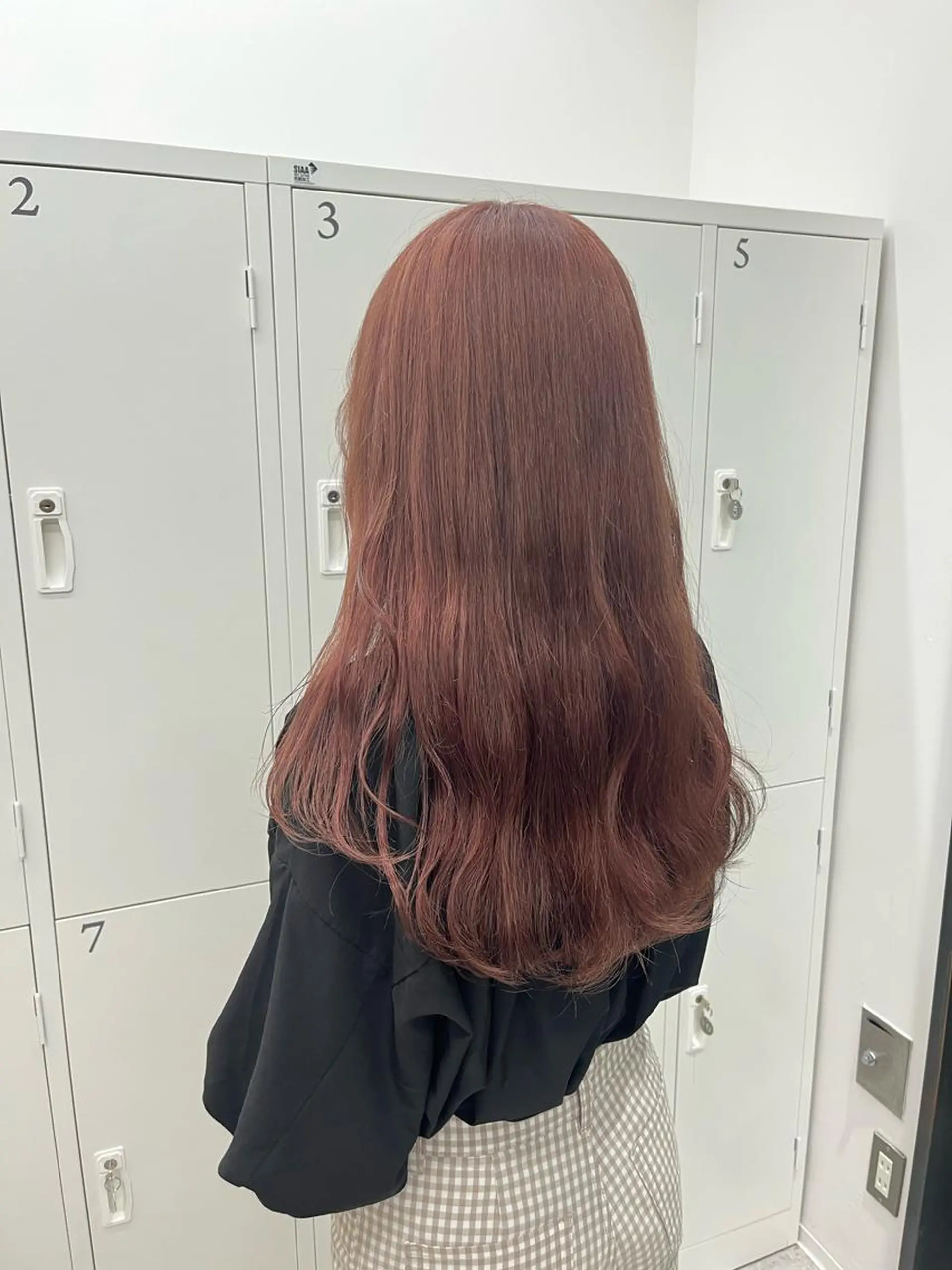 ロング カラー 🎀透明感ブリーチ カラー🎀ミズキのヘアスタイル