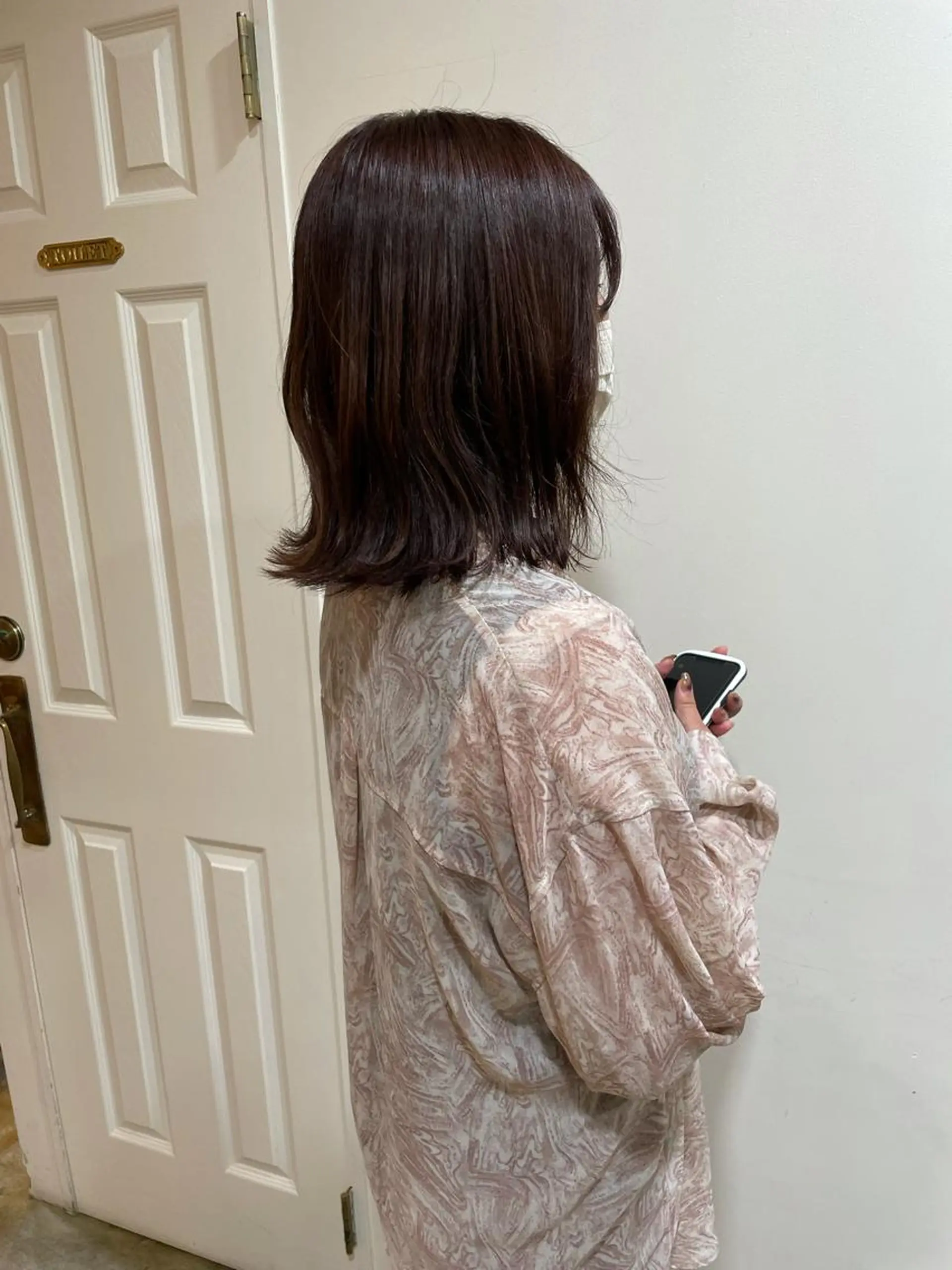 ミディアム カラー ブラウンカラー ラベンダーカラー ラベンダーブラウン カット ヘアカラー トリートメント MIOベージュカラー 柔らかいカラーのヘアスタイル