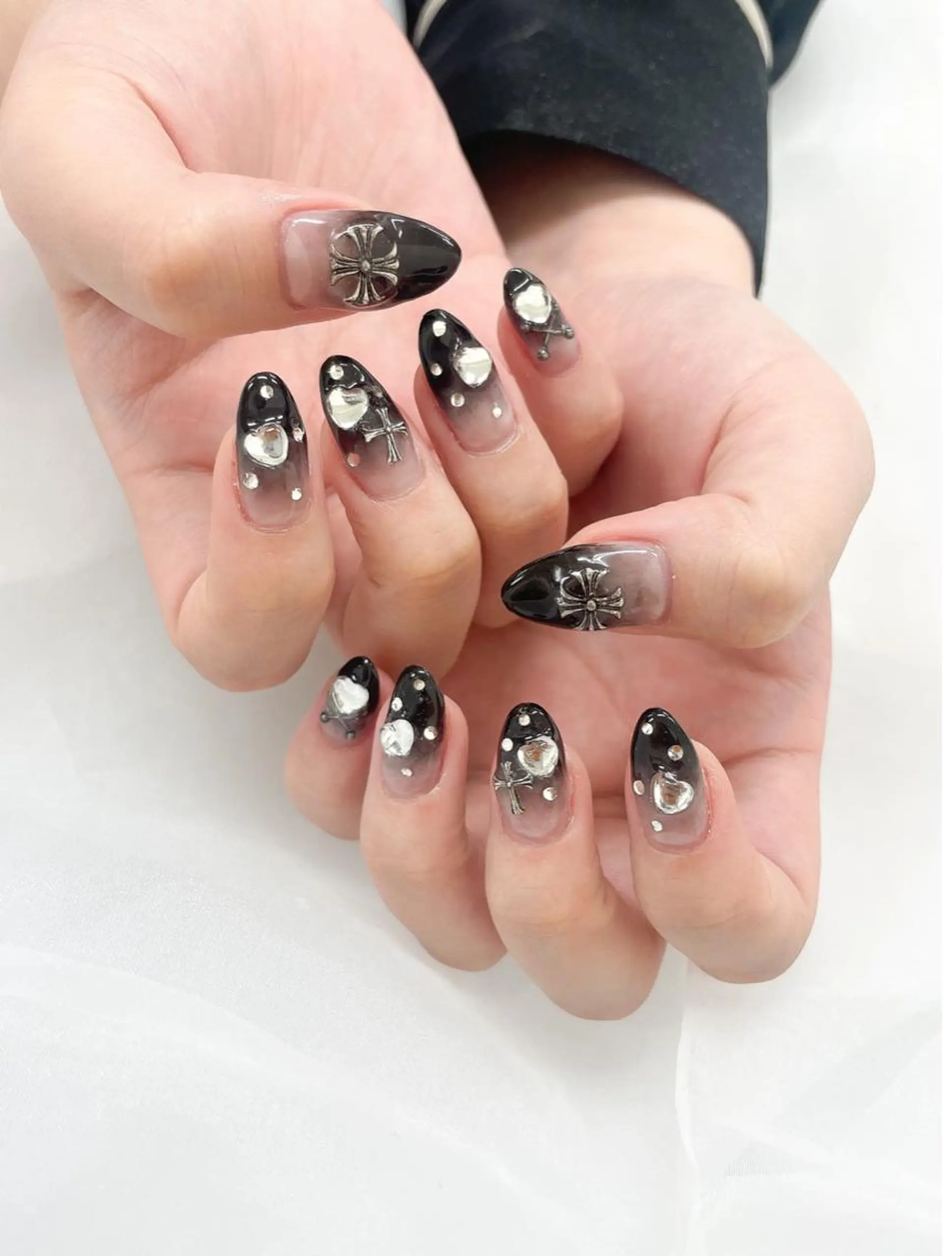 ネイル ハンドネイル 五十嵐 美智のネイルデザイン