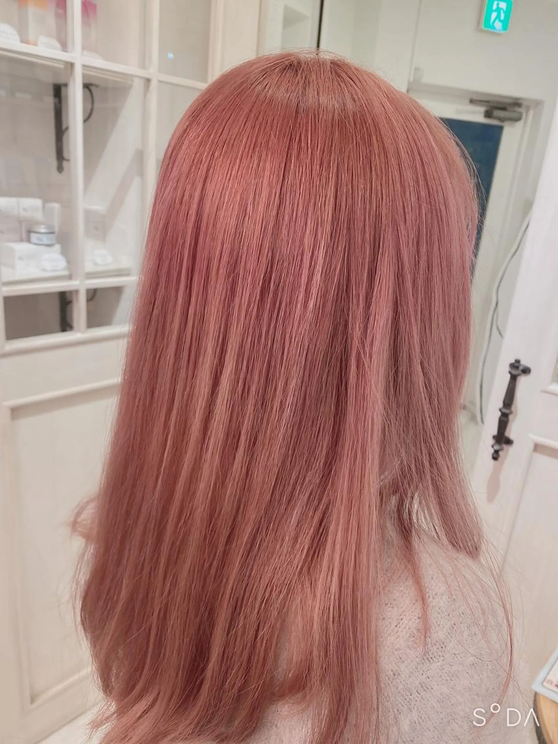 カラー ロング アディクシーカラー アクアカラー アッシュ バレイヤージュ ミストバング N° uairo 川崎西口店のヘアスタイル