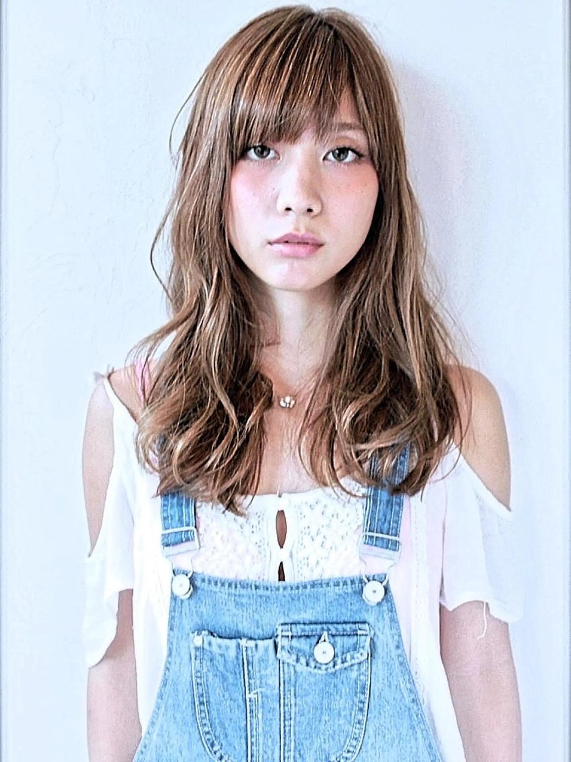 セミロング カラー パーマ アッシュ ベージュカラー 透明感カラー 外国人風カラー 小顔カット 🌿flencia 丸　和博🌿のヘアスタイル