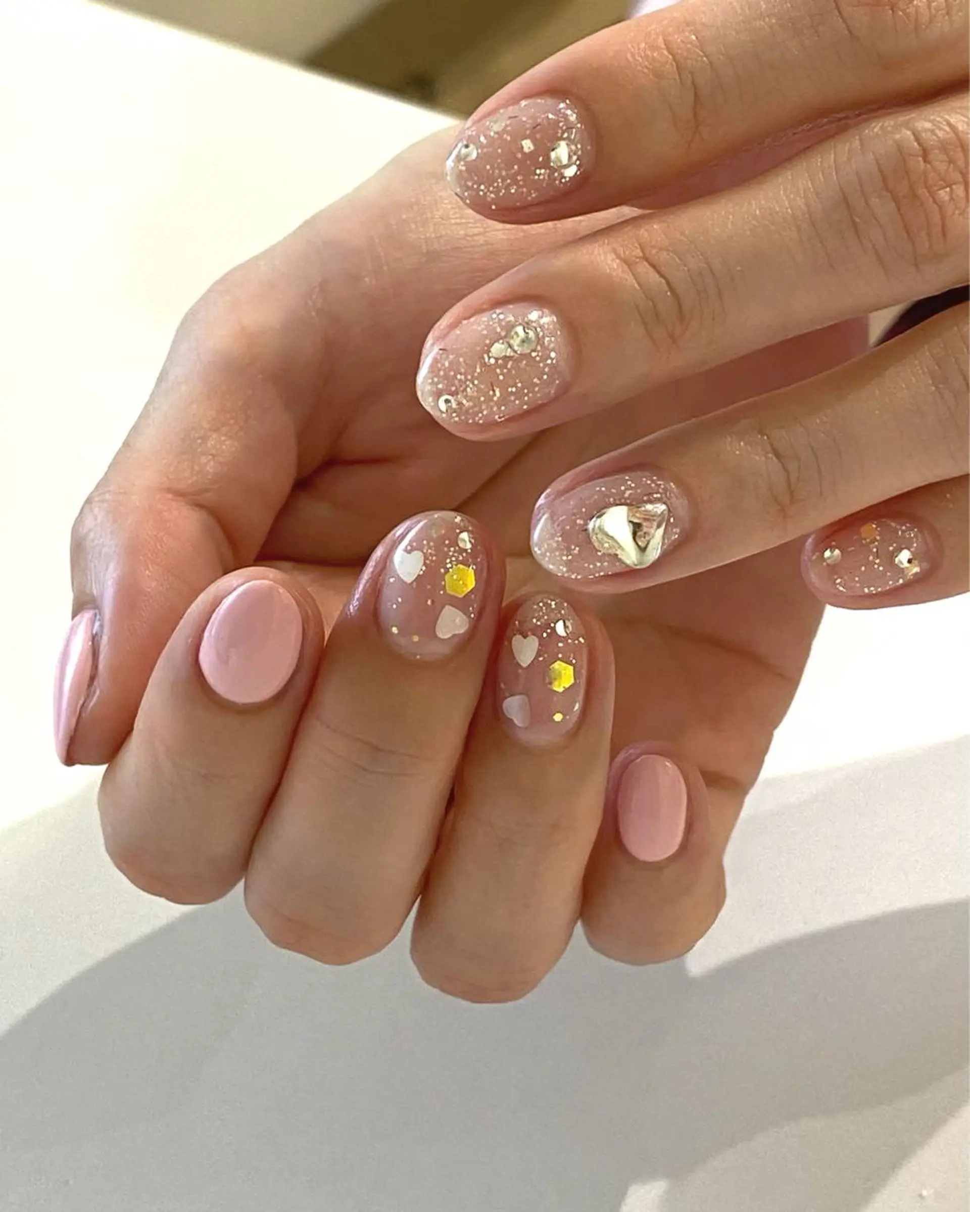 ネイル キラキラネイル ハンドネイル Ann. nail.tokyo所属・Ann nailのネイルデザイン