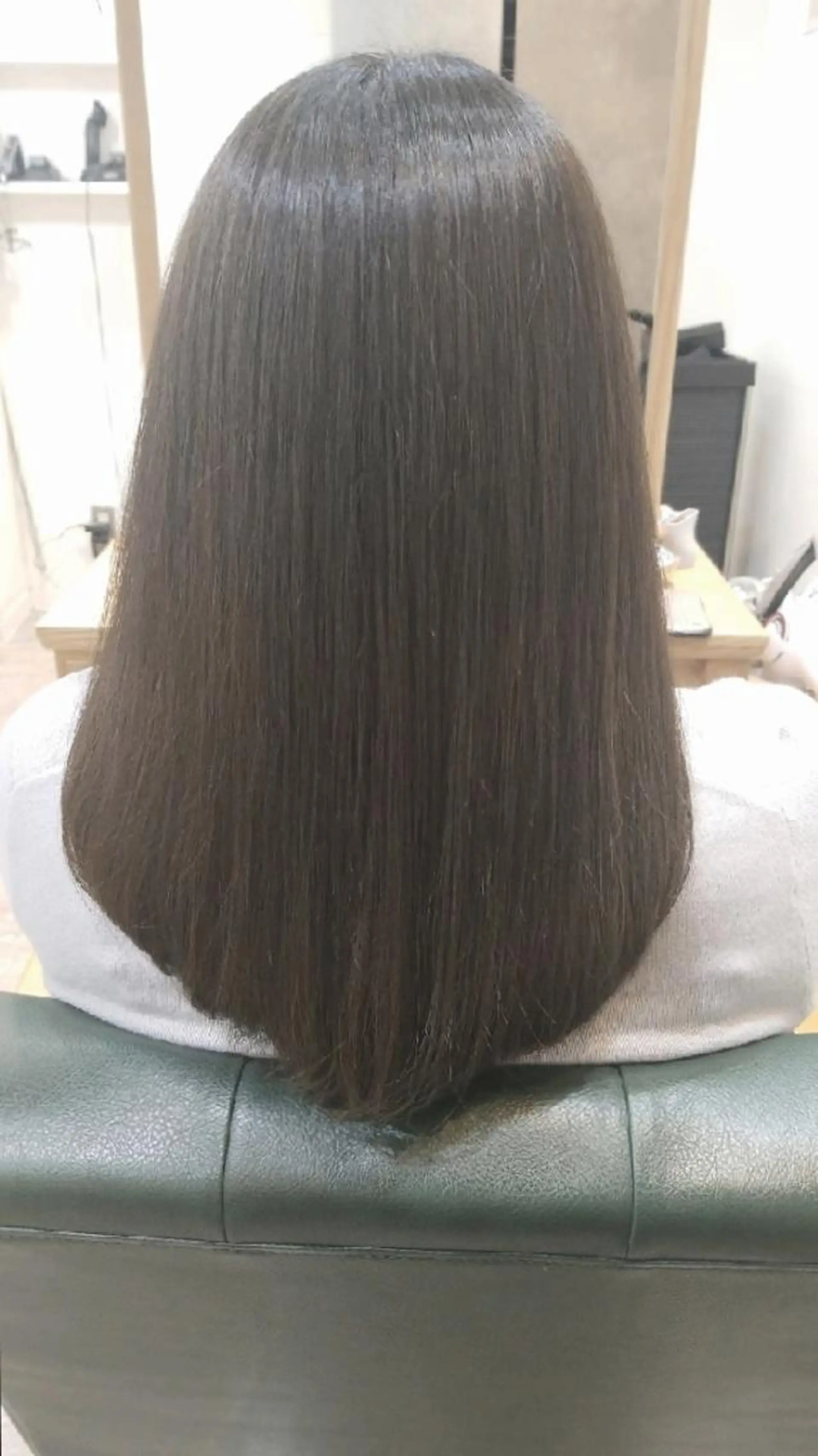 ロング 縮毛矯正 すずき えりのヘアスタイル