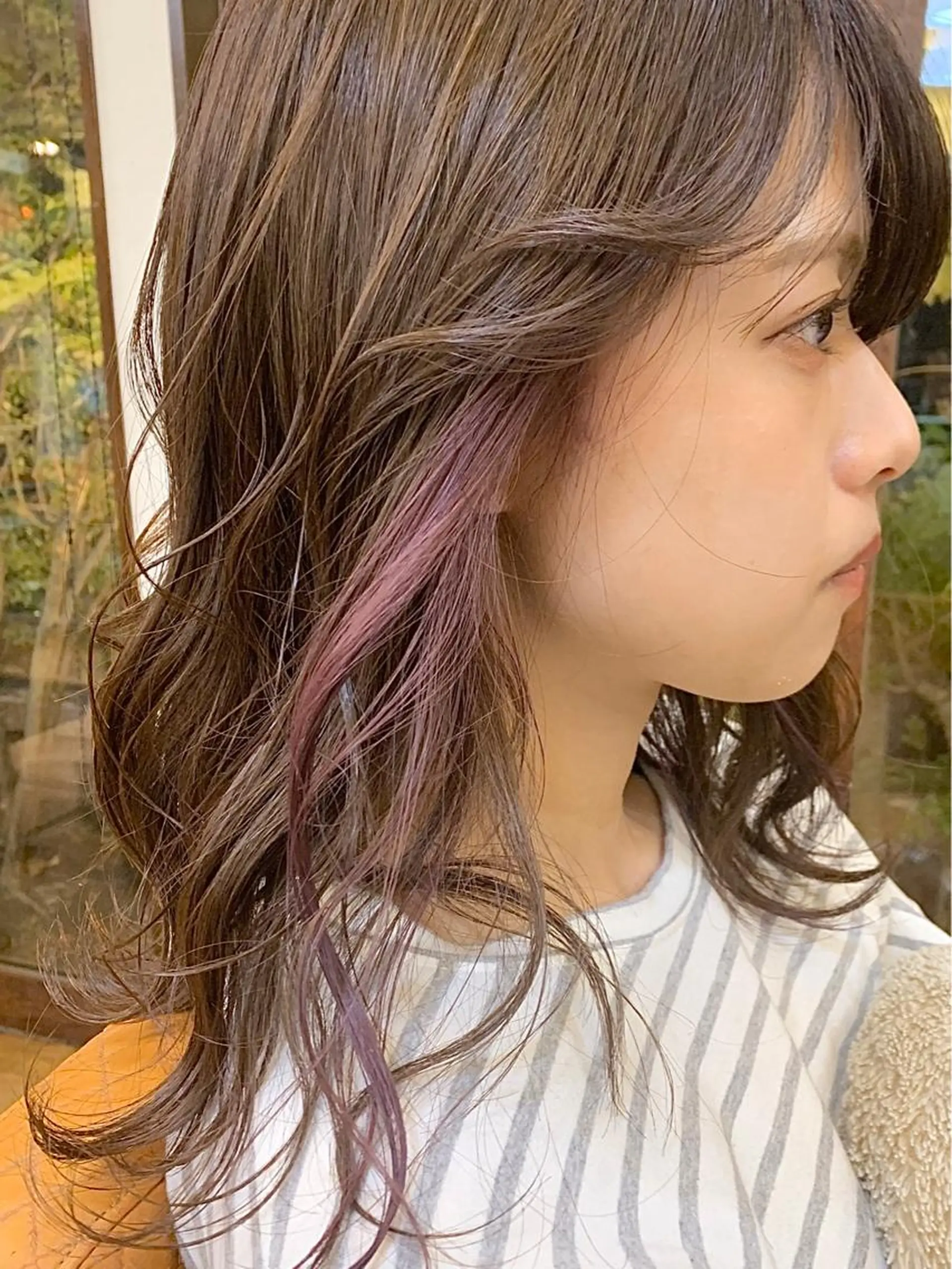 ロング カラー イヤリングカラー ヘアカラー 川元 汐音のヘアスタイル