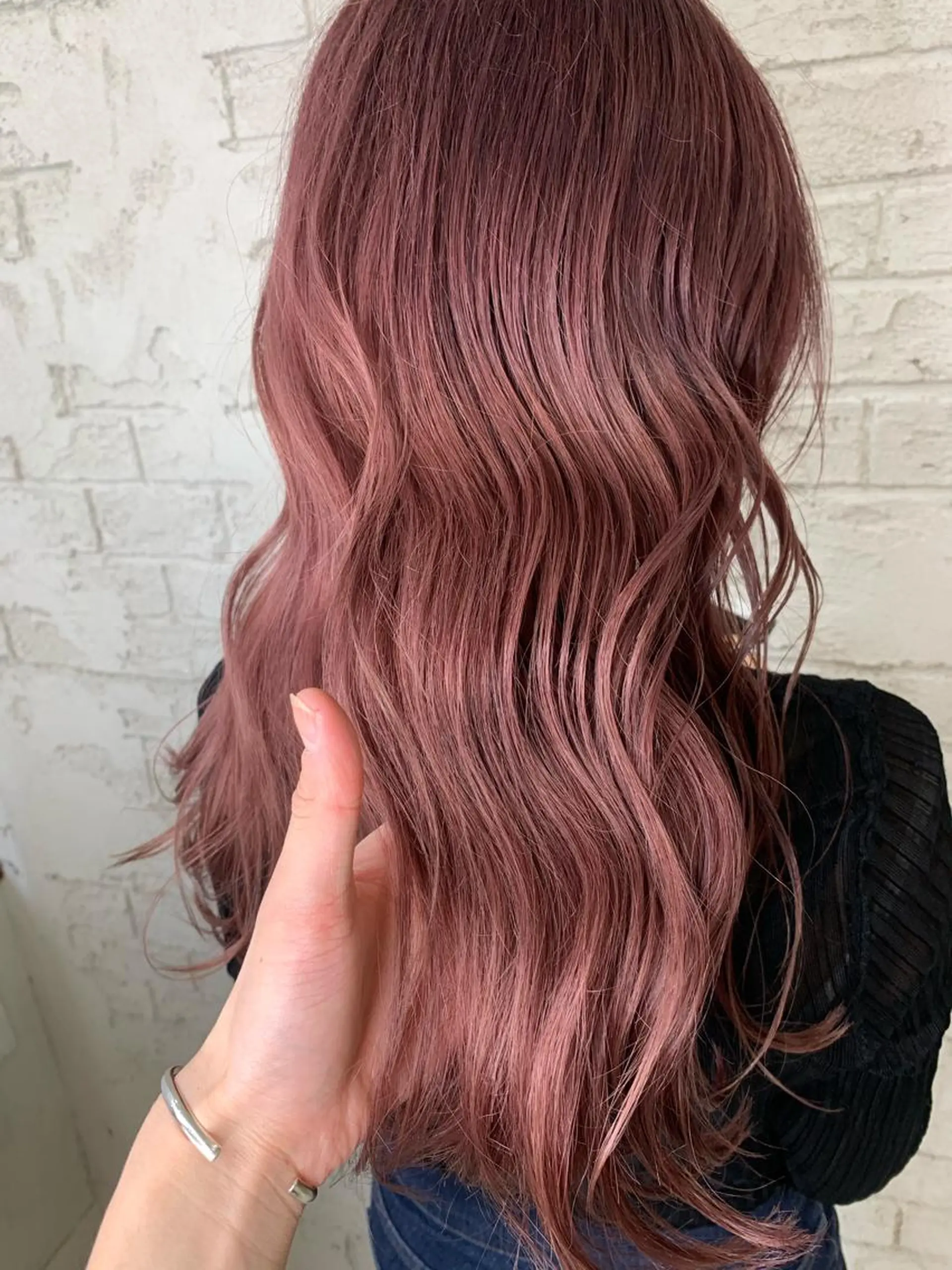 セミロング ヘアカラー 🇺🇸ハイライト特 化美容師🇺🇸漆沢のヘアスタイル