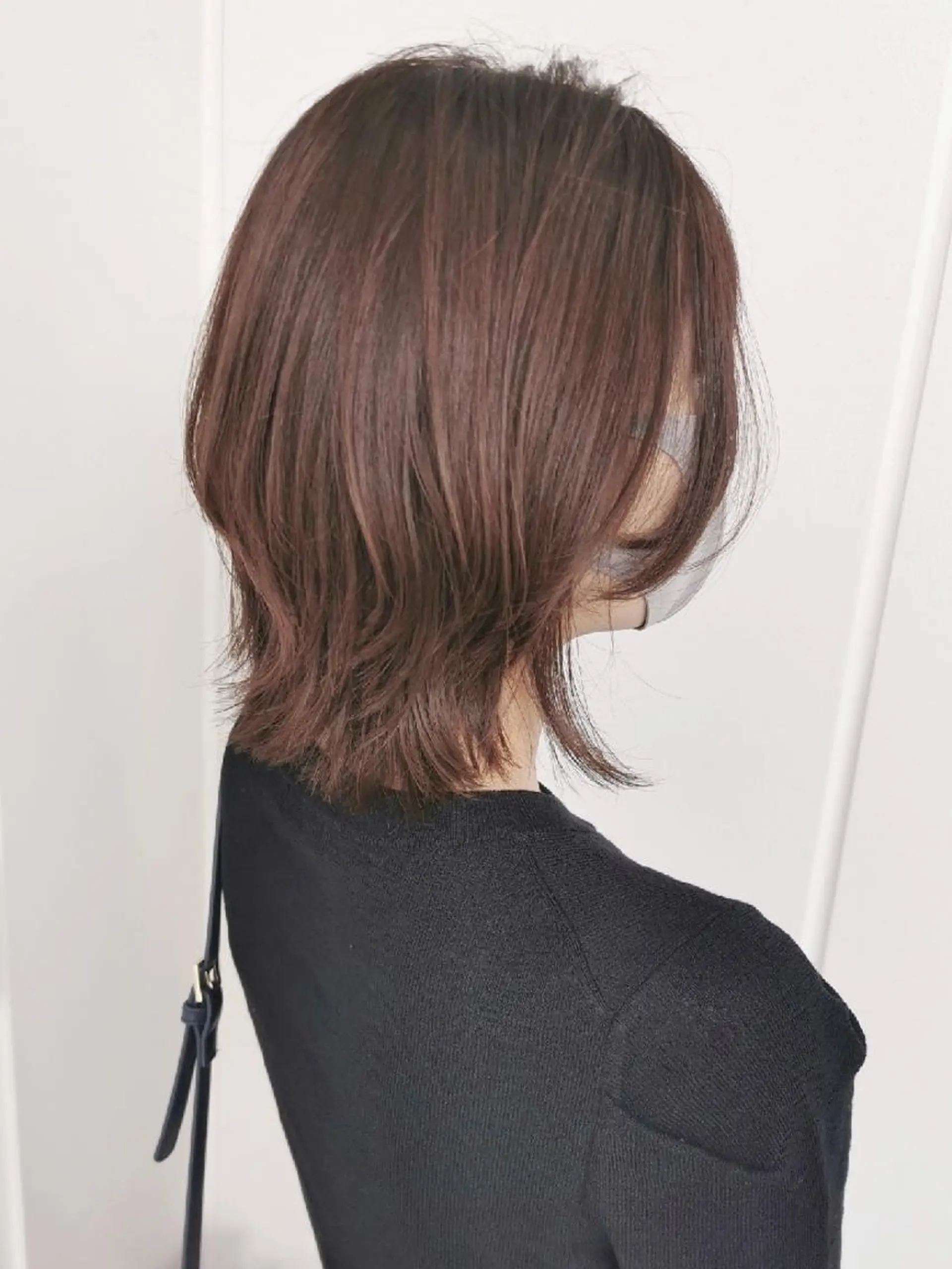 ミディアム カラー アッシュ ピンクカラー ピンクアッシュ くびれヘア くびれレイヤー カット ヘアカラー トリートメント レイヤー/髪質改善カ ラ-🤍津田奈々美‎のヘアスタイル