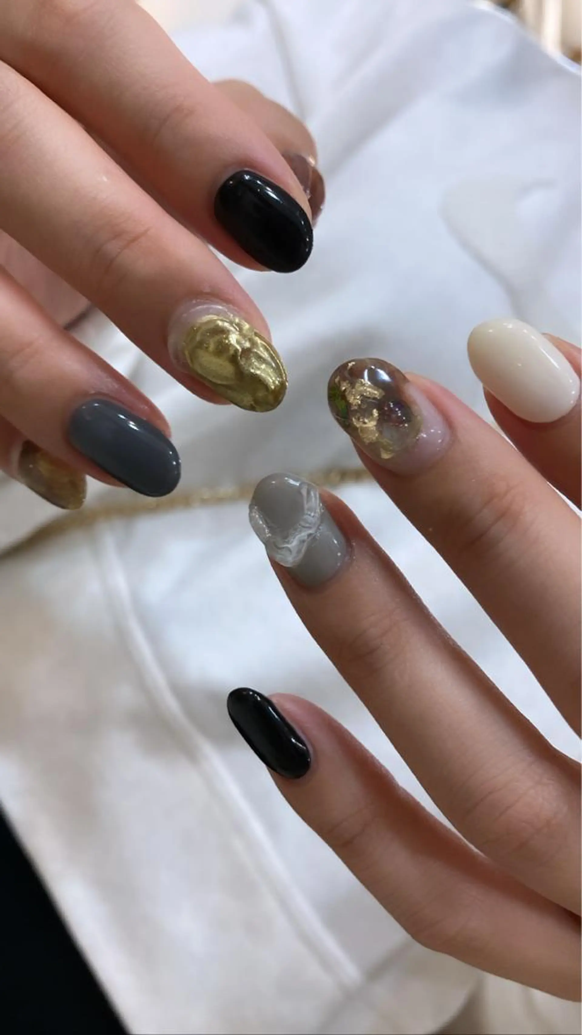 ネイル nailsalon　hue所属・小山 羽奈のネイルデザイン