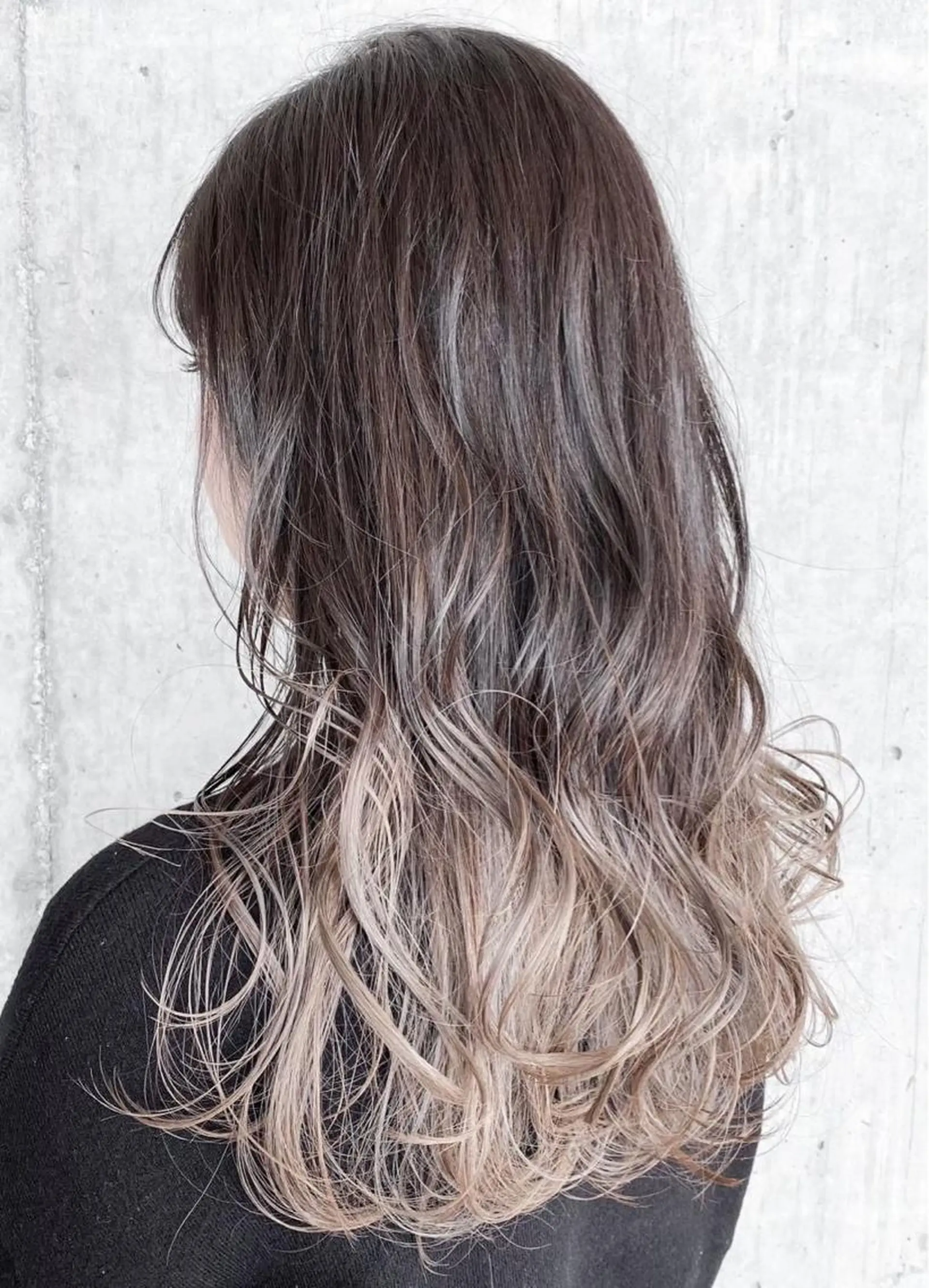 カラー グラデーションカラー MUSASHI ブリーチカラー◎のヘアスタイル