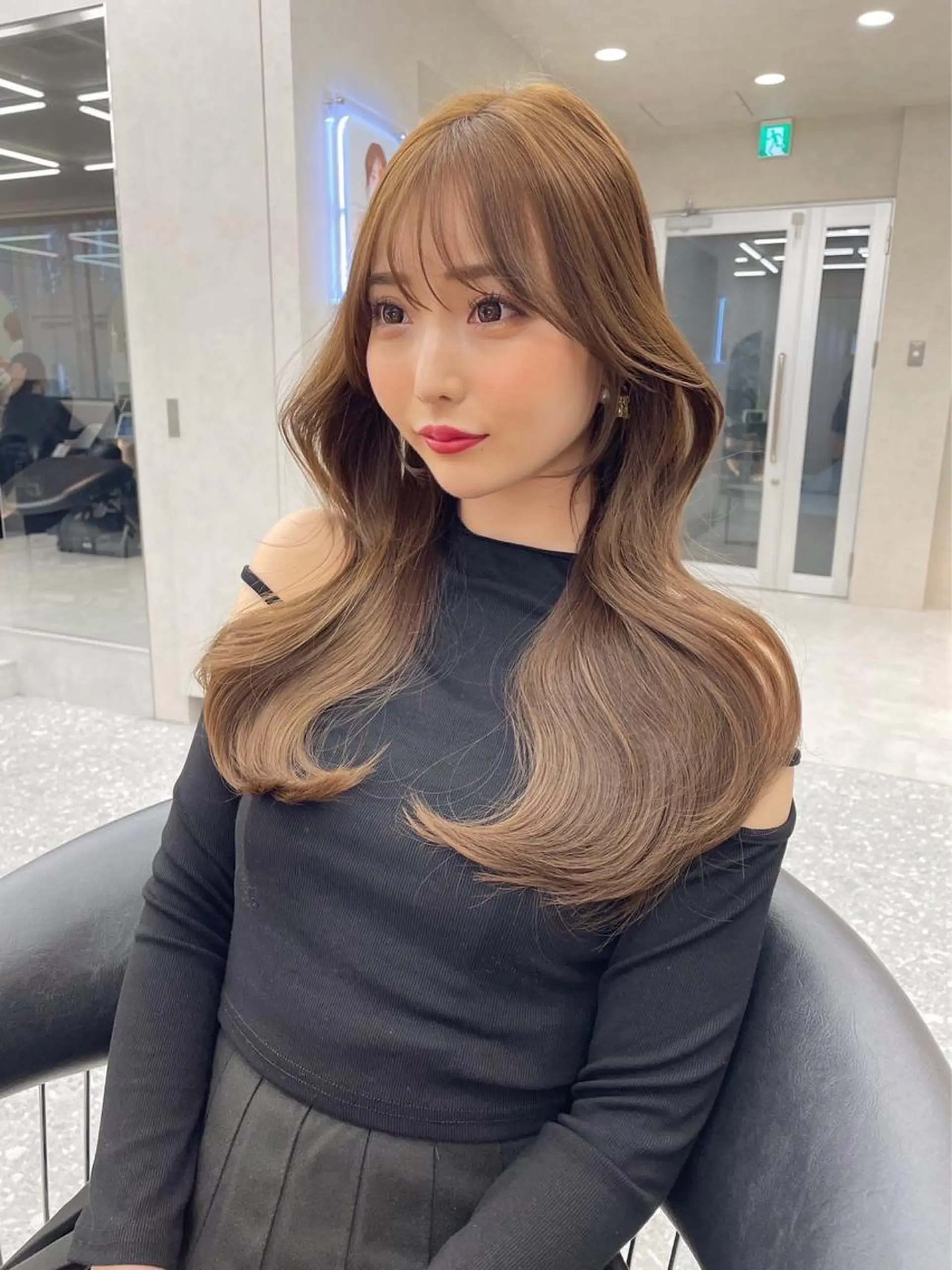 ロング カラー ヘアアレンジ 《髪質改善✖️ハイト ーン🧸》小嶋拓也のヘアスタイル