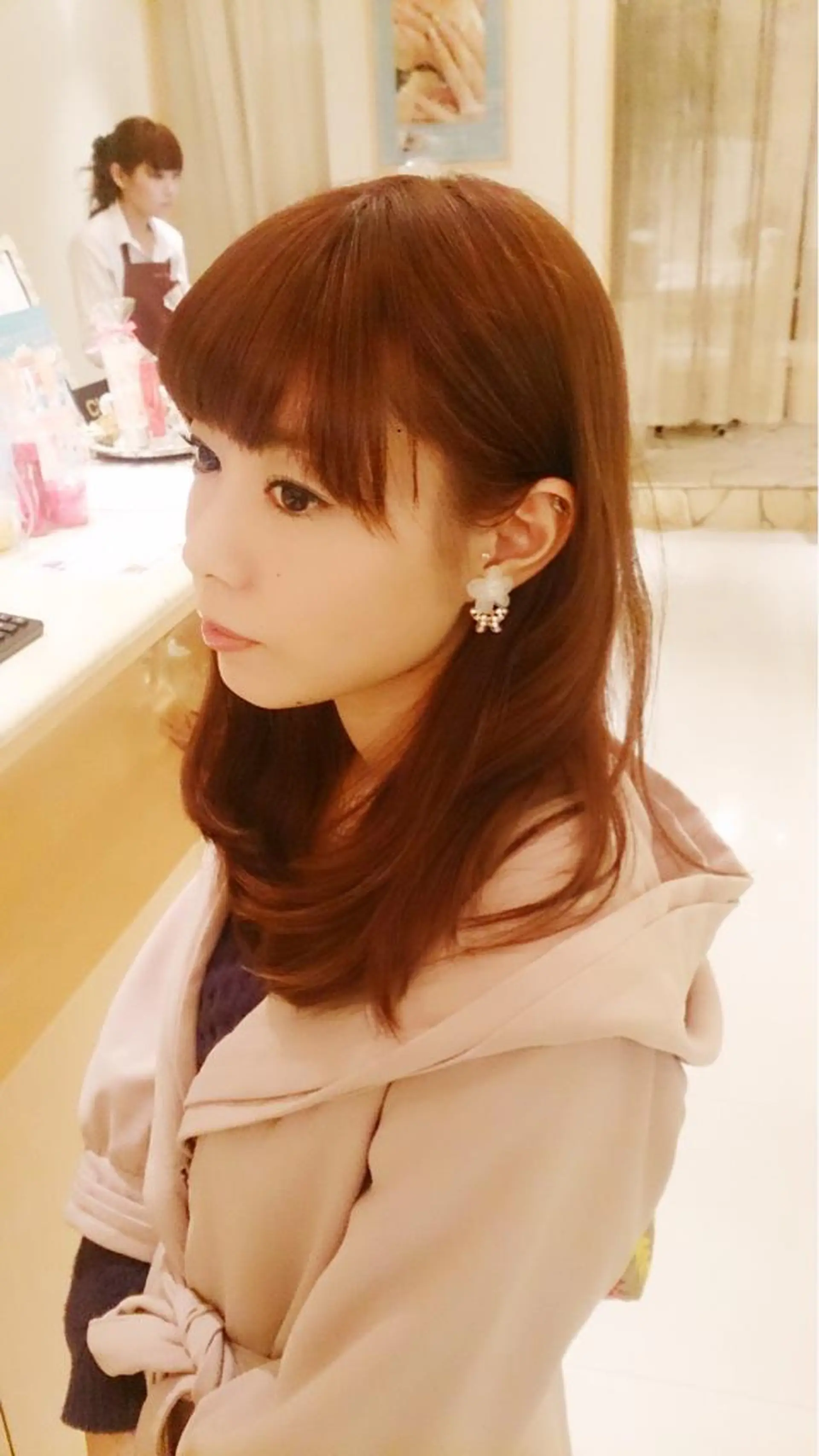 セミロング ロング カラー レイヤーカット ローレイヤー カット トリートメント sato yoshikiのヘアスタイル