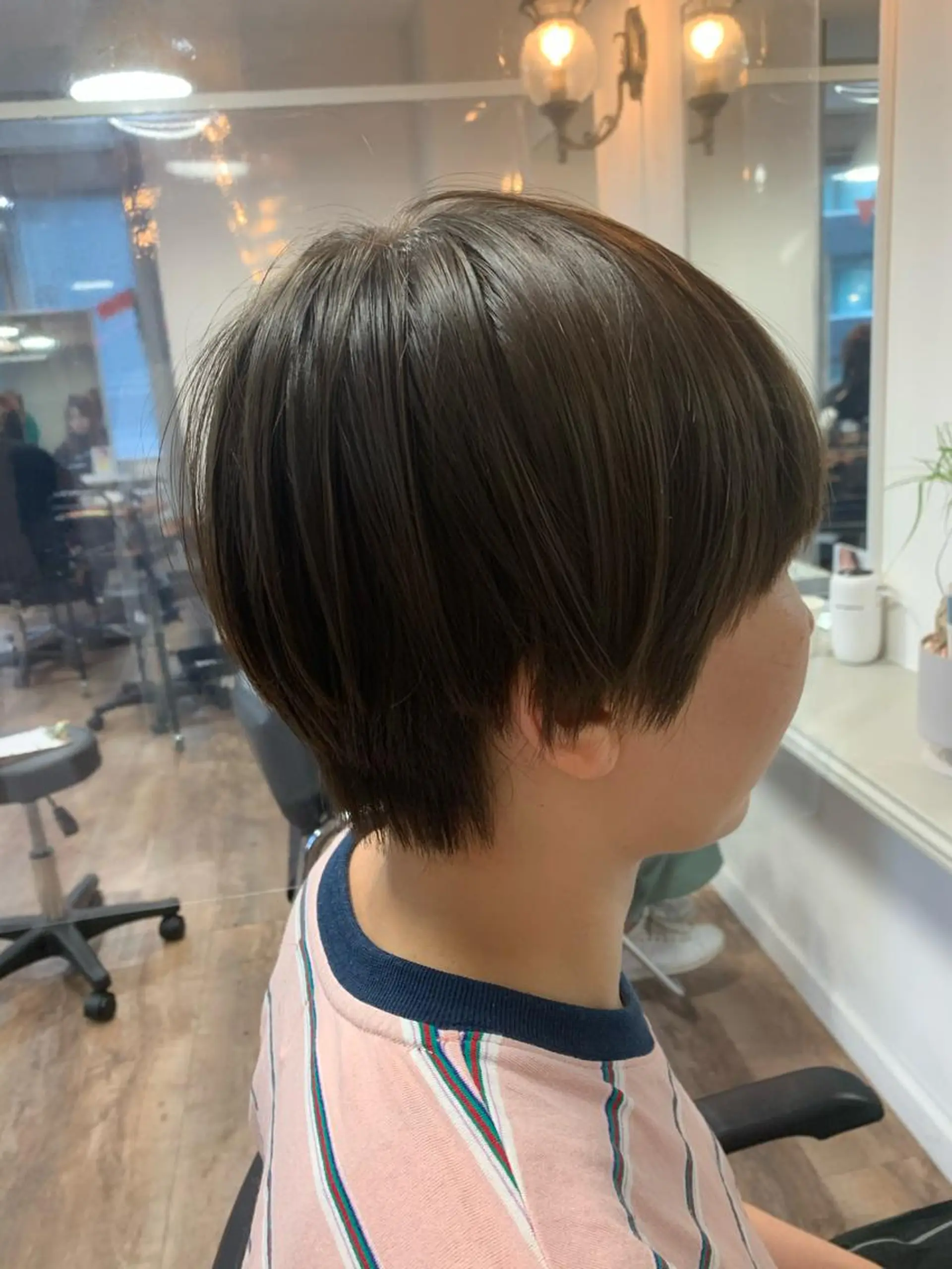 ショート GO TODAY  SHAIR SALON 梅田NU茶屋町店所属・田中成美/レイヤー カット/透明感カラーのヘアスタイル