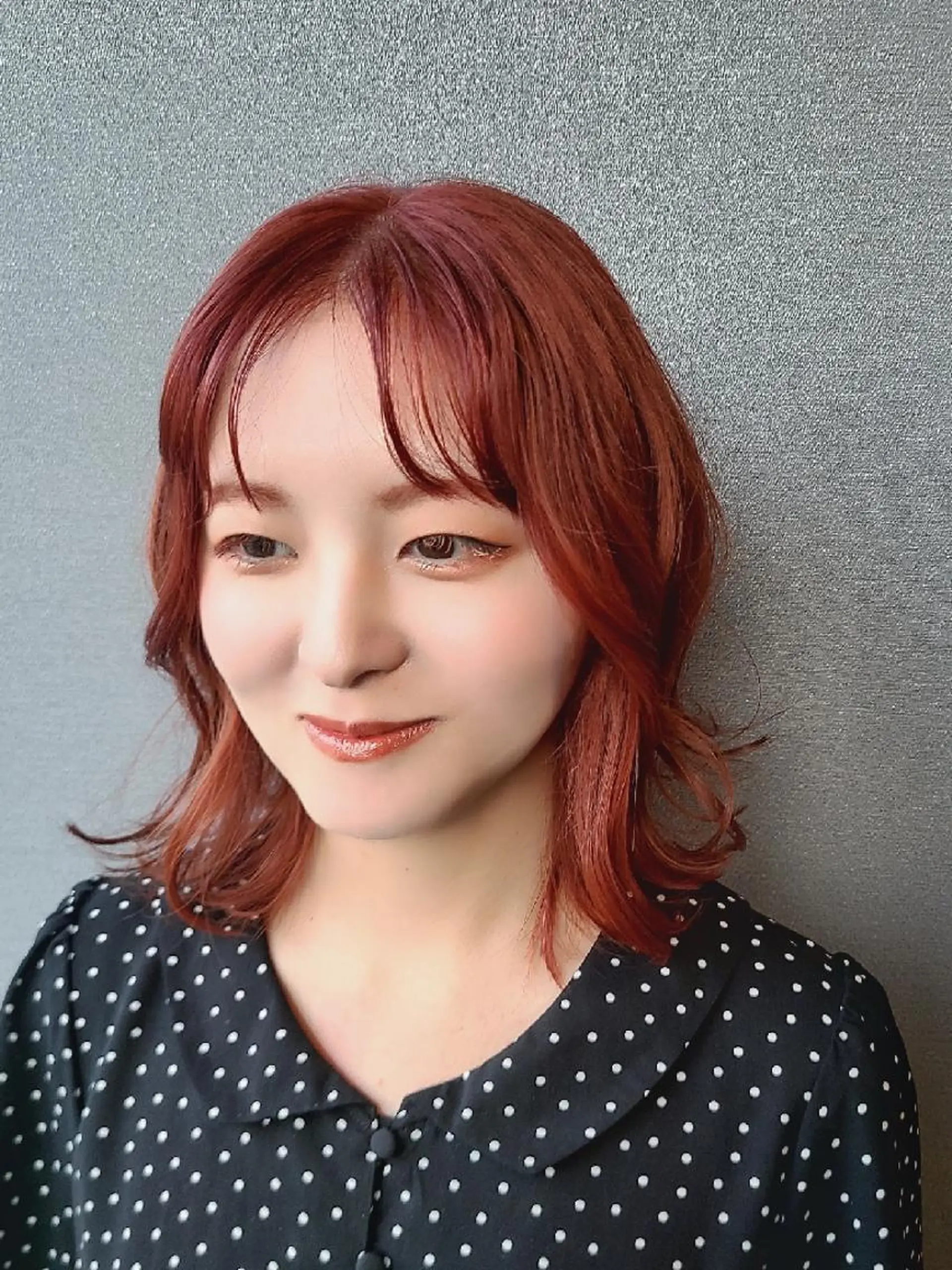 カラー セミロング ヘアアレンジ ブリーチ トリートメント yolo.所属・夜特化型ヘアサロン 𓃱yolo.タナベのヘアスタイル