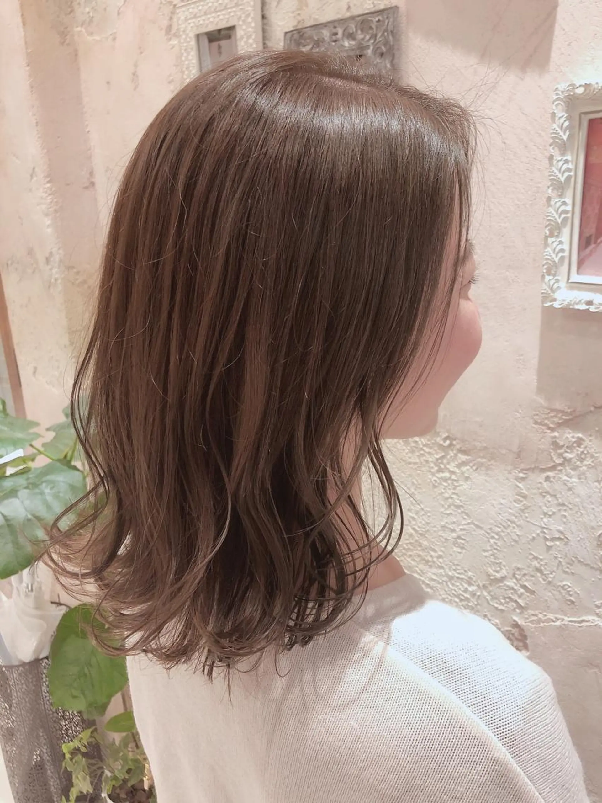 ミディアム カット ヘアカラー トリートメント 代表山口ひな 髪質改善のプロのヘアスタイル