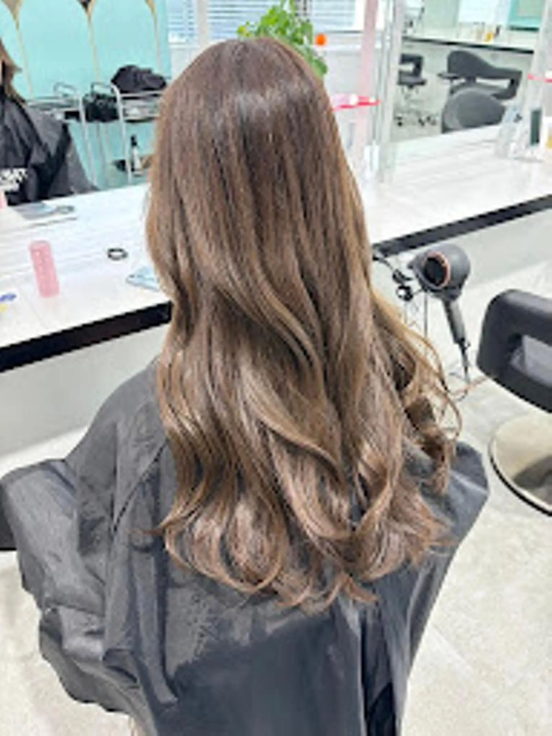 カラー ［THEATER 仙台店🌼］公式のヘアスタイル