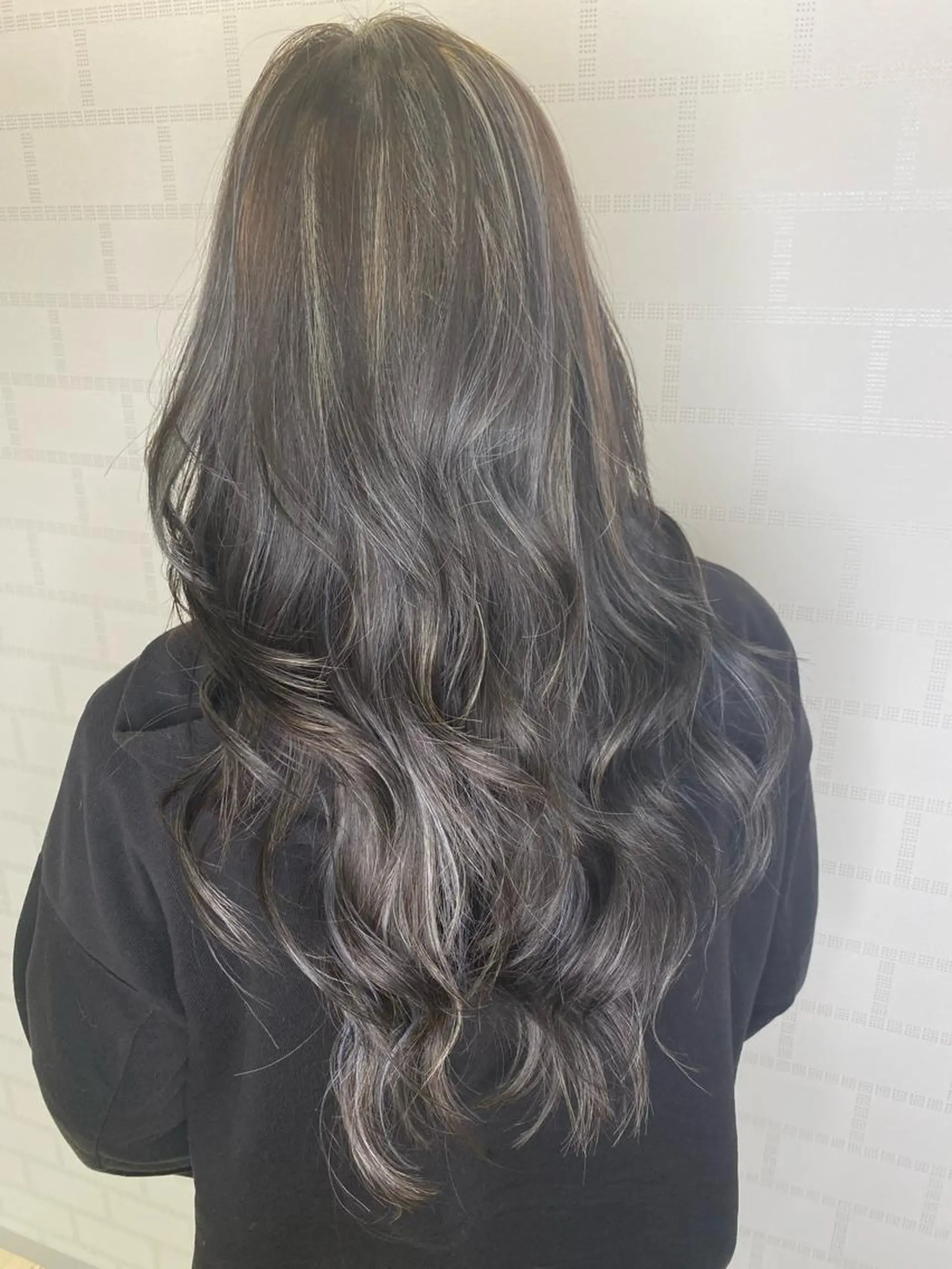 ロング カラー ブリーチ ハイライトカラー ハイライト カット ヘアカラー 塩谷黎✨ブリーチカラ ーメンズパーマ✨のヘアスタイル