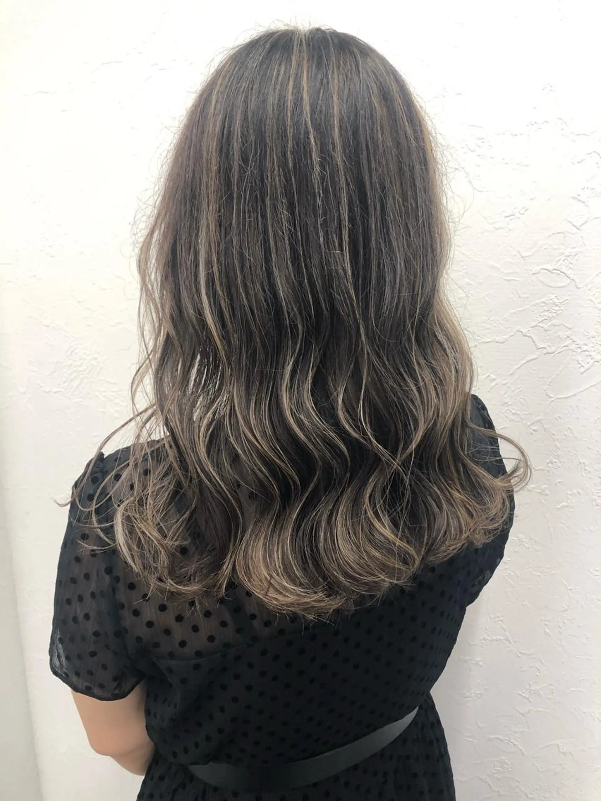 ロング カラー ハイライトカラー ハイライト ヘアカラー 2nd所属・🤍2nd🤍田所 美希のヘアスタイル