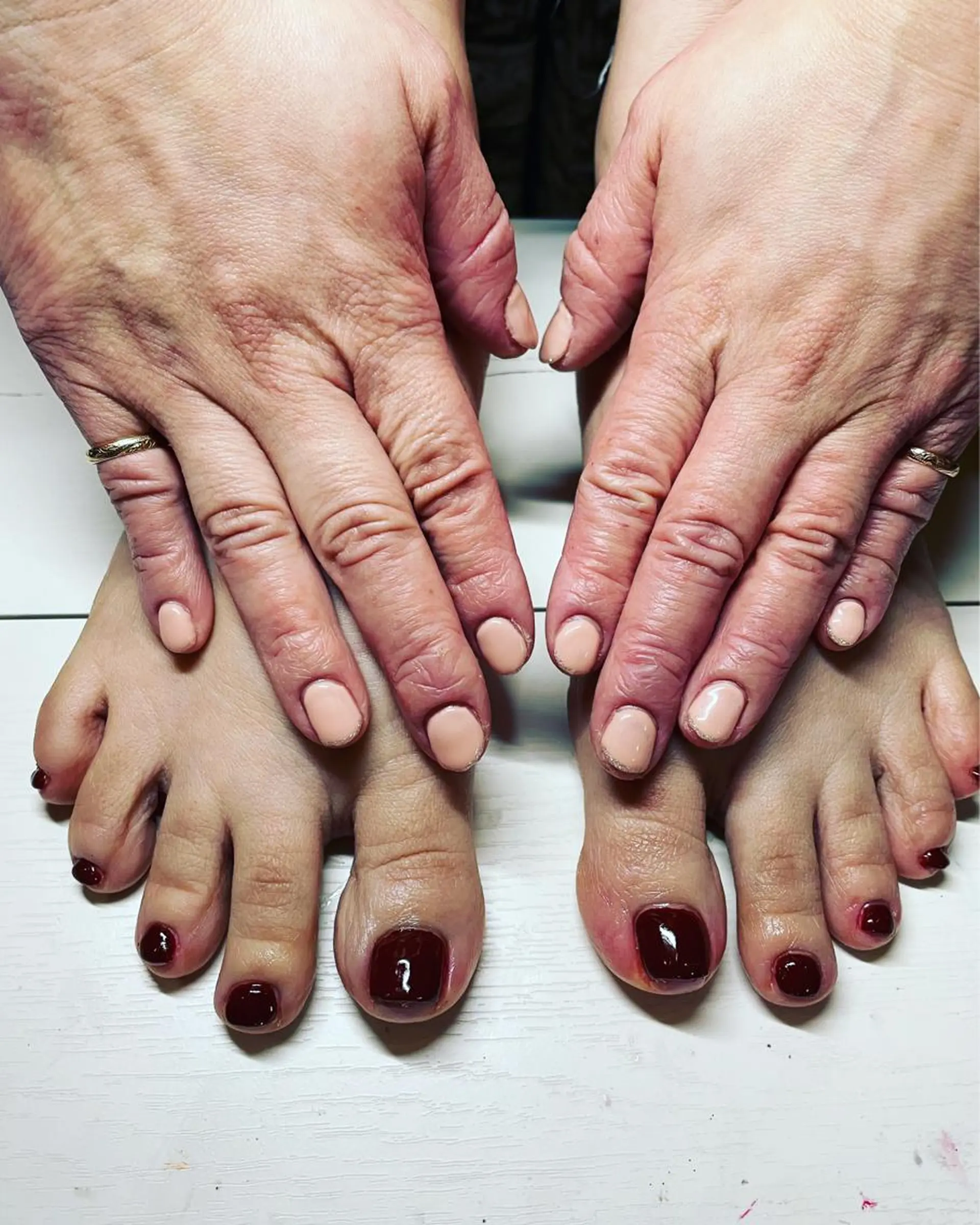 ネイル ハンドネイル フットネイル CRAZY NAILのネイルデザイン