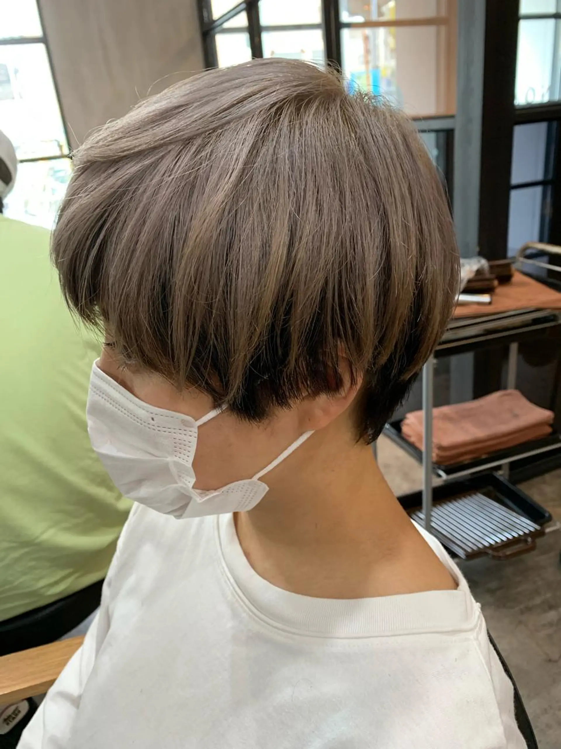 ミディアム カット ヘアカラー トリートメント 山本 みきのヘアスタイル